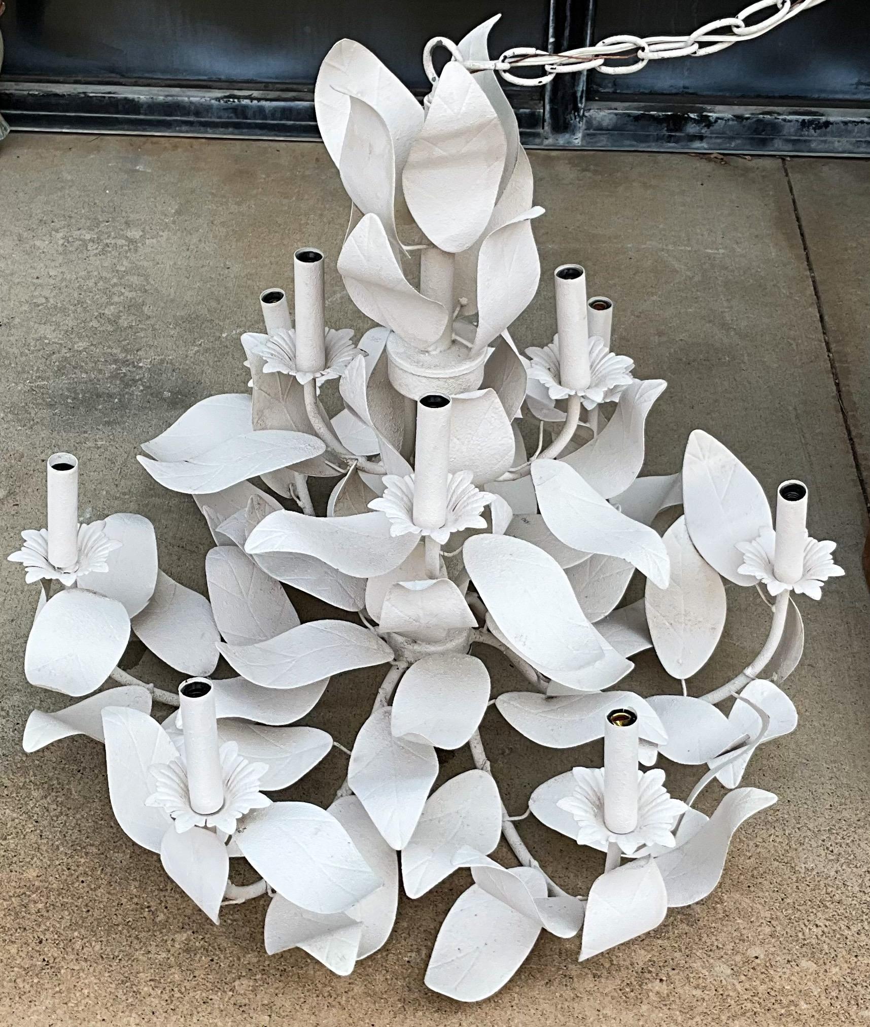 Organic Modern Italian White Tole / Toleware Metal Leaf Chandelier, 9 Arms In Good Condition In Kennesaw, GA