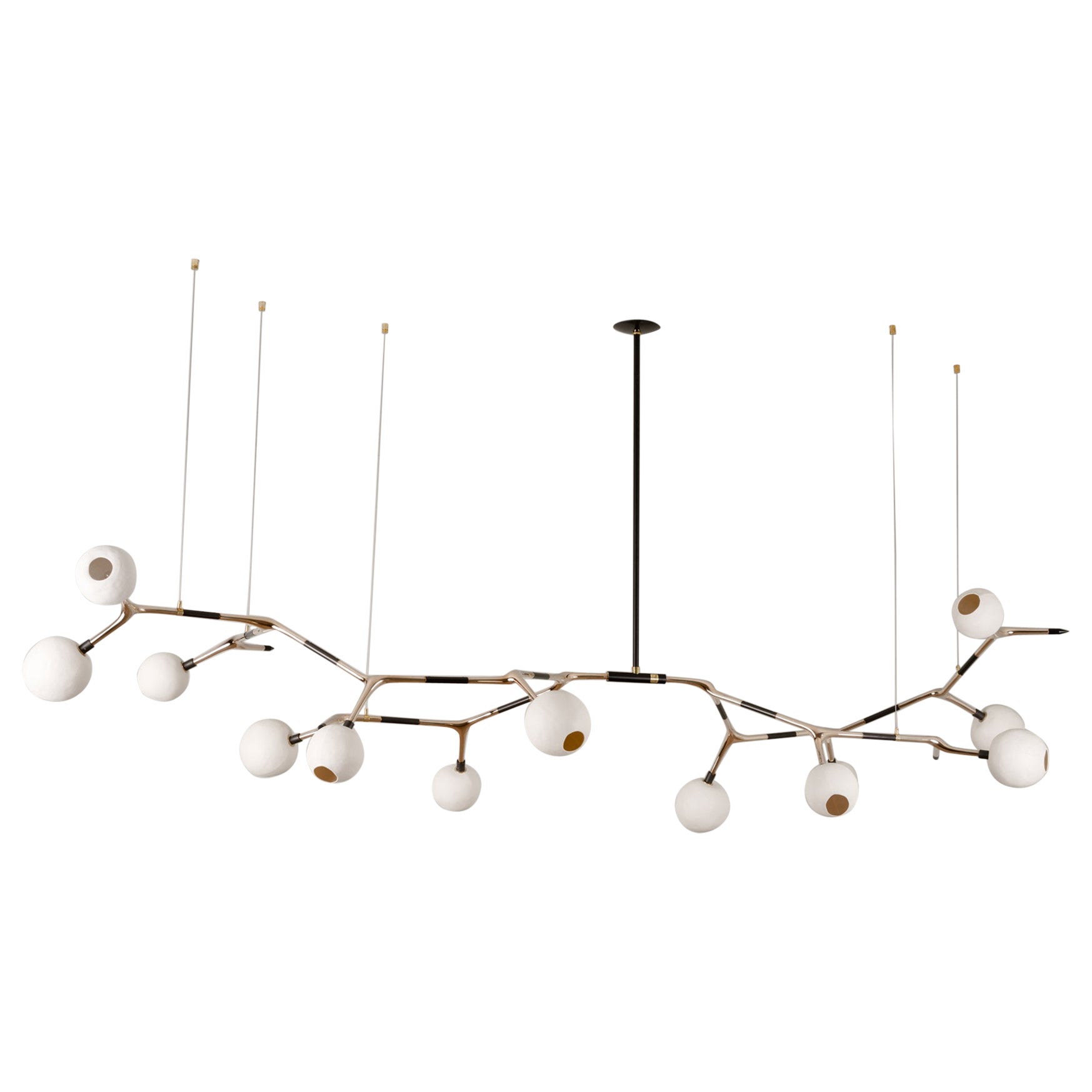 Luminaria moderna orgánica Bronce a la cera perdida pulido 13 globos de porcelana blanca