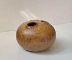 Moderne organische Mondfrosch-Vase mit brauner Glasur von Kirsten Günther - Knabstrup 1960s