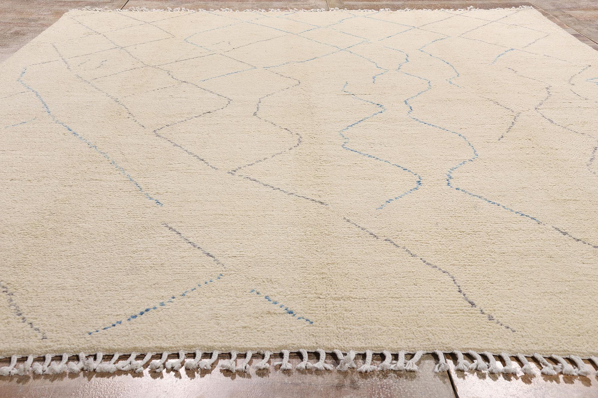 Noué à la main Tapis marocain moderne et organique, le style Boho Chic rencontre Wabi-Sabi en vente