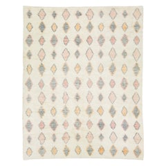 Tapis de style marocain organique ivoire épais en laine avec motif géométrique