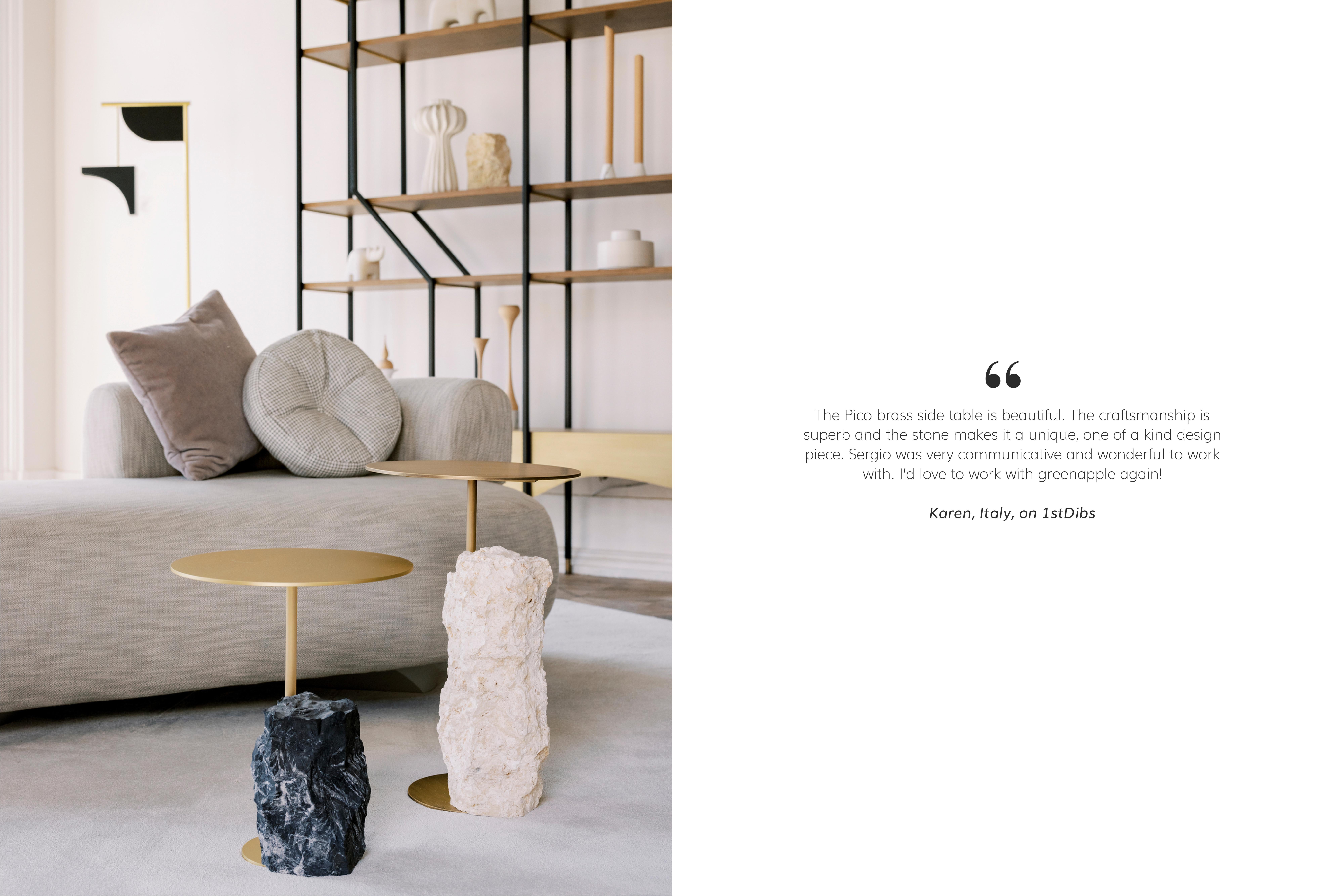 Pico Beistelltisch, Contemporary Collection, handgefertigt in Portugal - Europa von Greenapple.

Der Beistelltisch Pico integriert nahtlos die Elemente der Natur, um die Essenz der Azoreninsel Pico in ein modernes Interieur zu bringen. Dieser