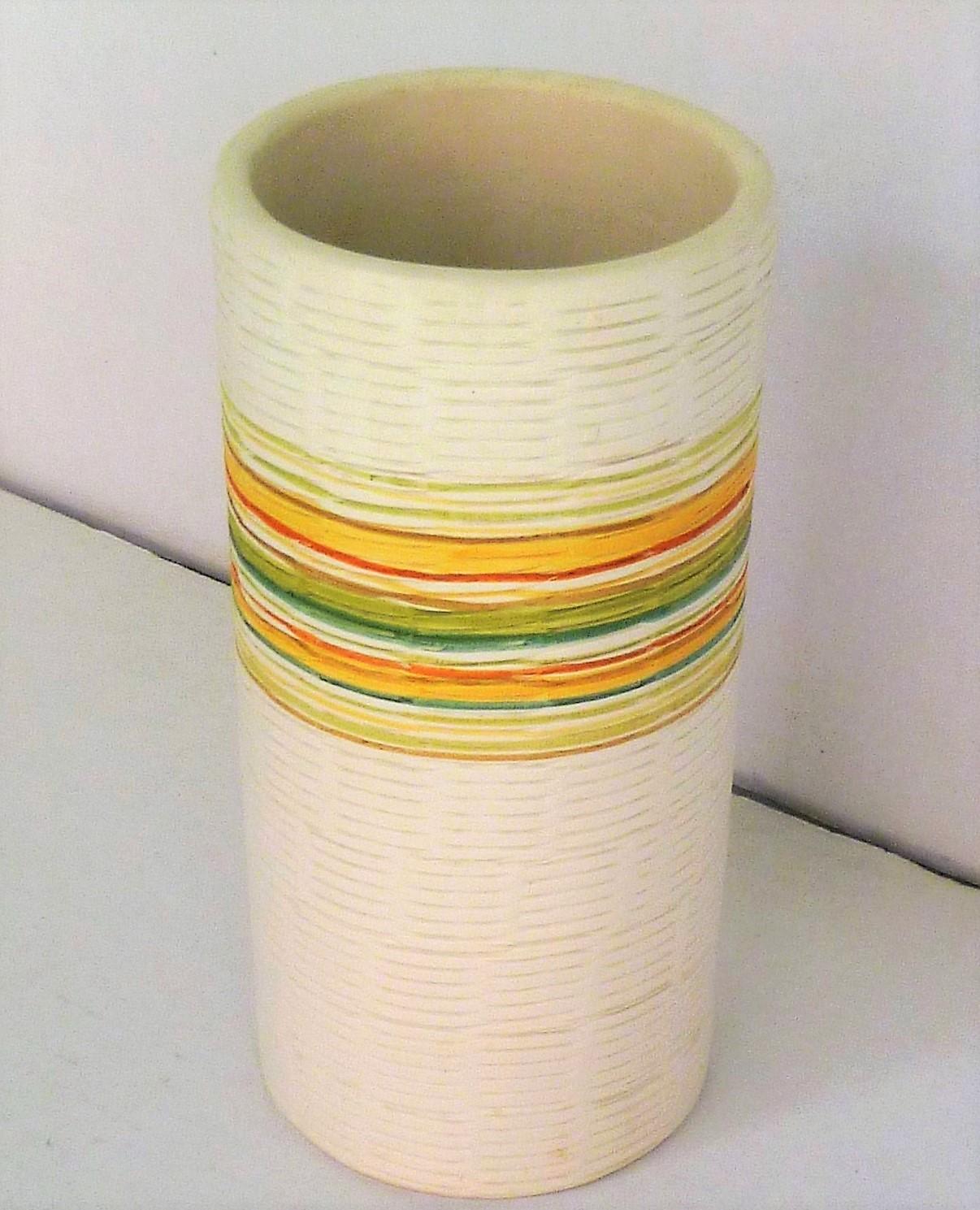 Mid-20th Century Organic Modern Raymor Bitossi Textured Londi Attributed Pottery Vase 1960s Italy