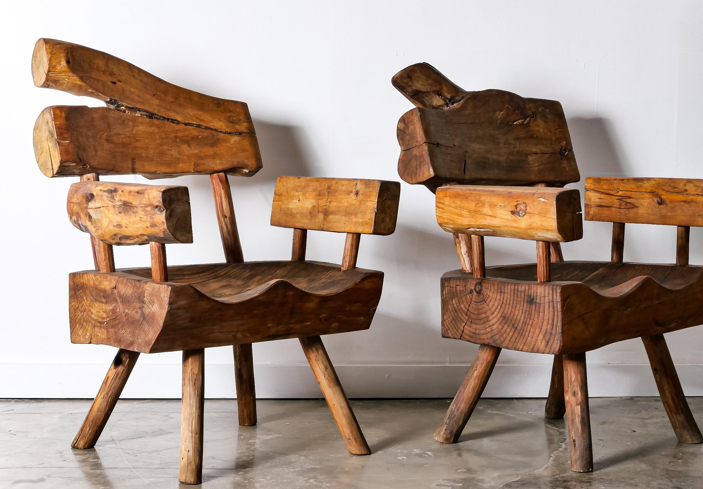 Pareja de sillones de madera de sabino modernos y ecológicos Mexicano en venta