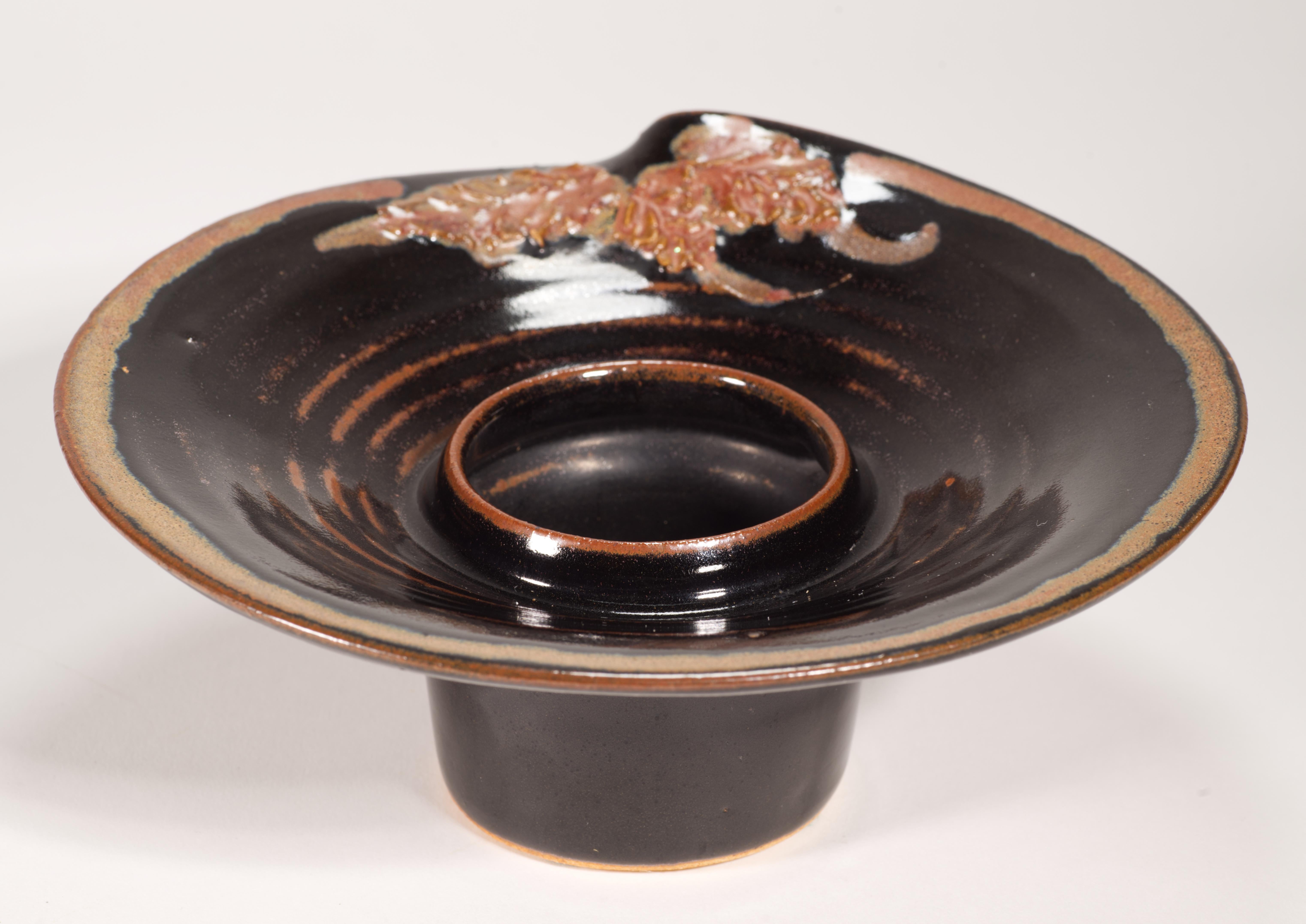 Skulpturale Ikebana-Vase der Organischen Moderne, Grüne Studio Pottery (Organische Moderne) im Angebot