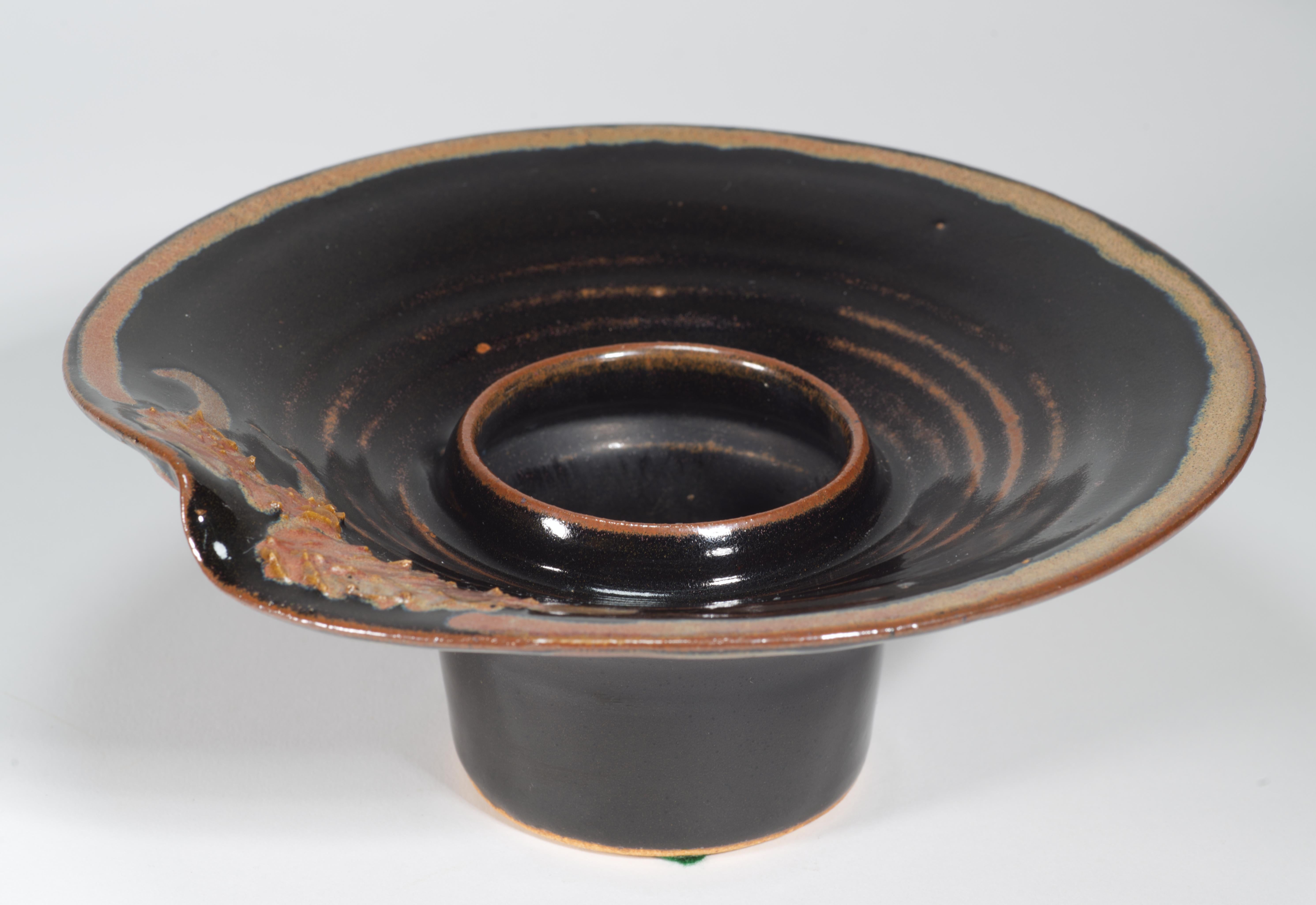Skulpturale Ikebana-Vase der Organischen Moderne, Grüne Studio Pottery (Glasiert) im Angebot