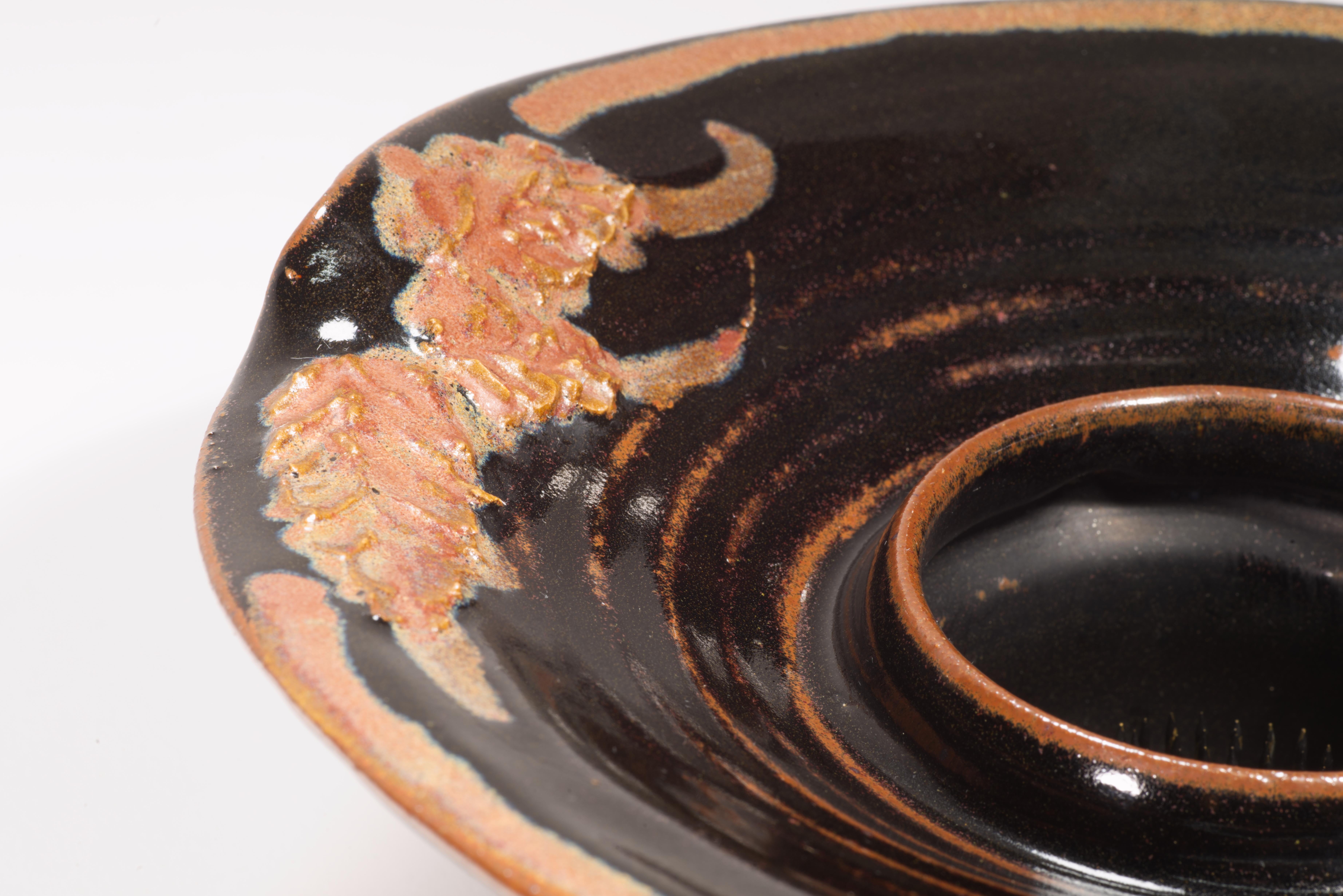 Skulpturale Ikebana-Vase der Organischen Moderne, Grüne Studio Pottery im Angebot 1