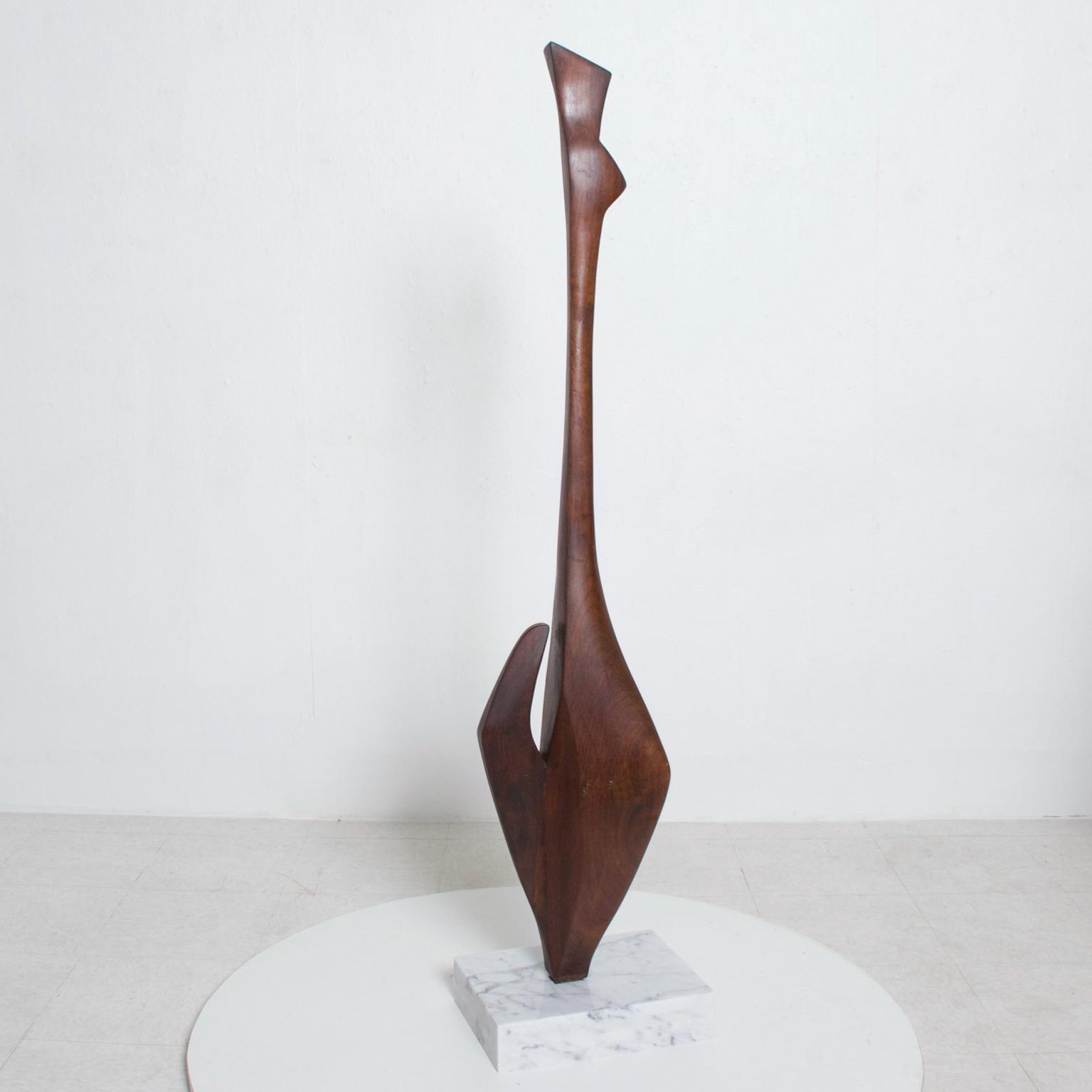 Organic Modern Sculpture Walnut Wood Marble Base George Nakashima Era 1960s In Good Condition In Chula Vista, CA