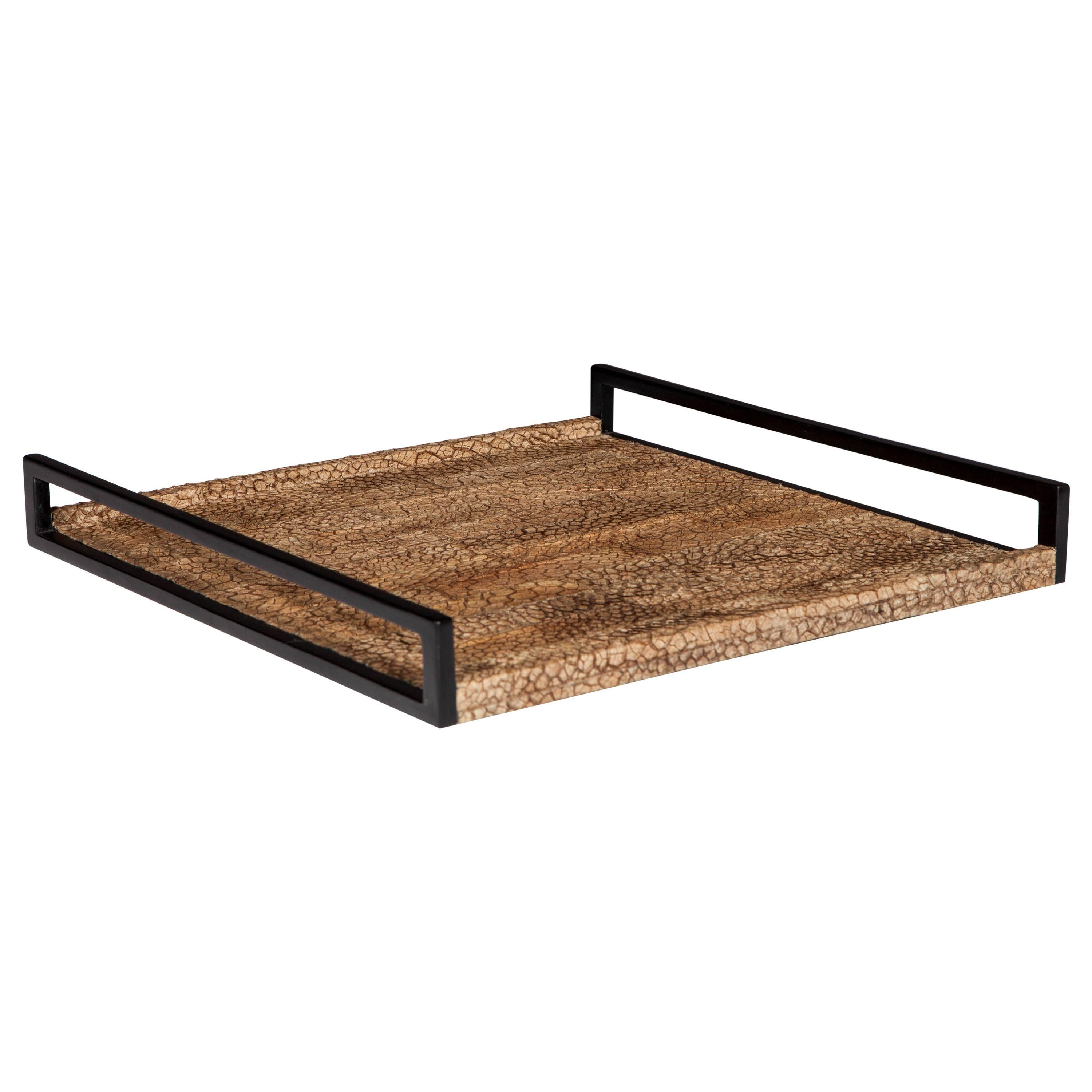 Organic modern tray in genuine crocodile leather with natural hues of tan and brown. The handcrafted tray features sleek handles in ebonized wood. This one-of-a- kind tray is a vintage R&Y Augousti item no longer in production.