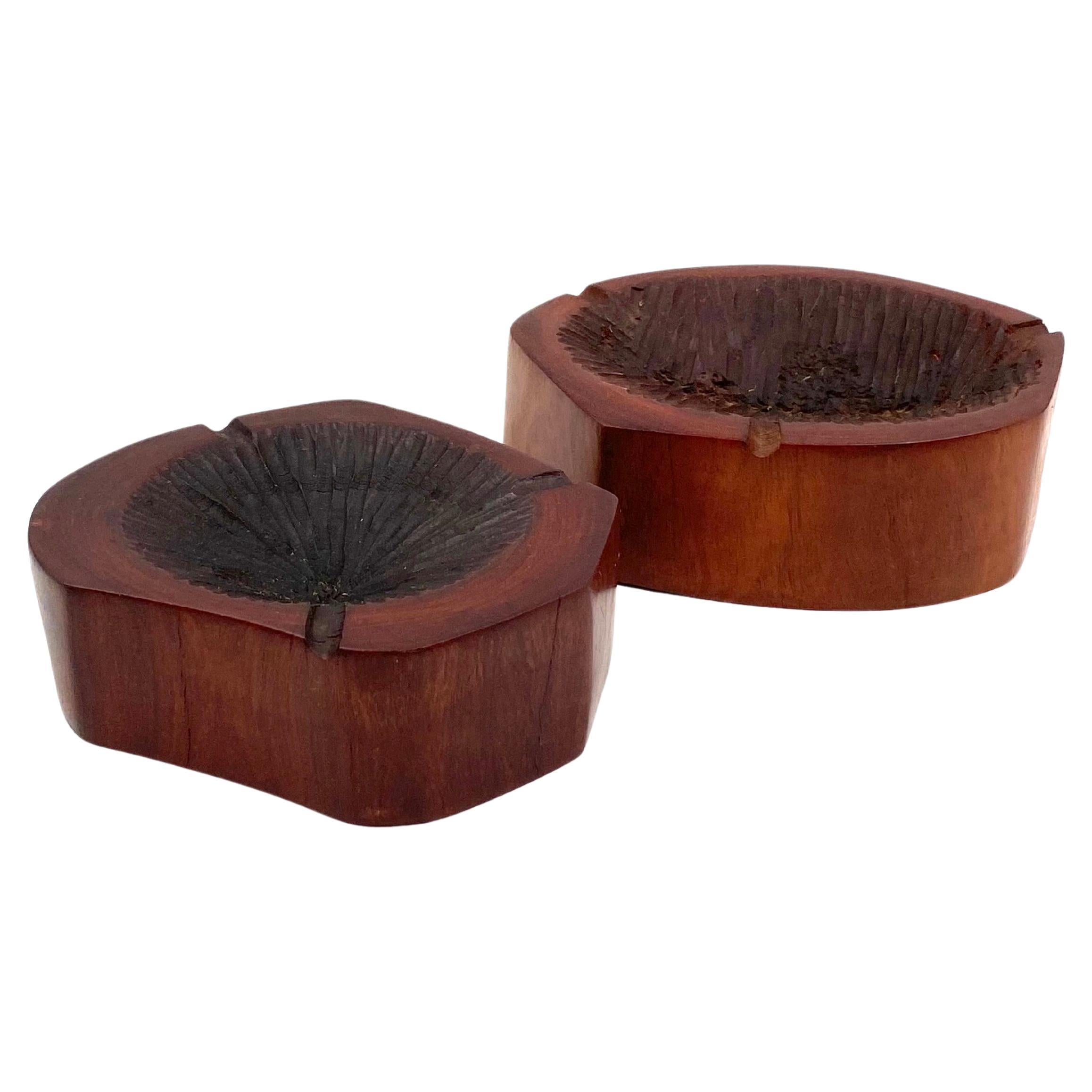 Organic modern set of 2 wood ashtrays, France 1970s