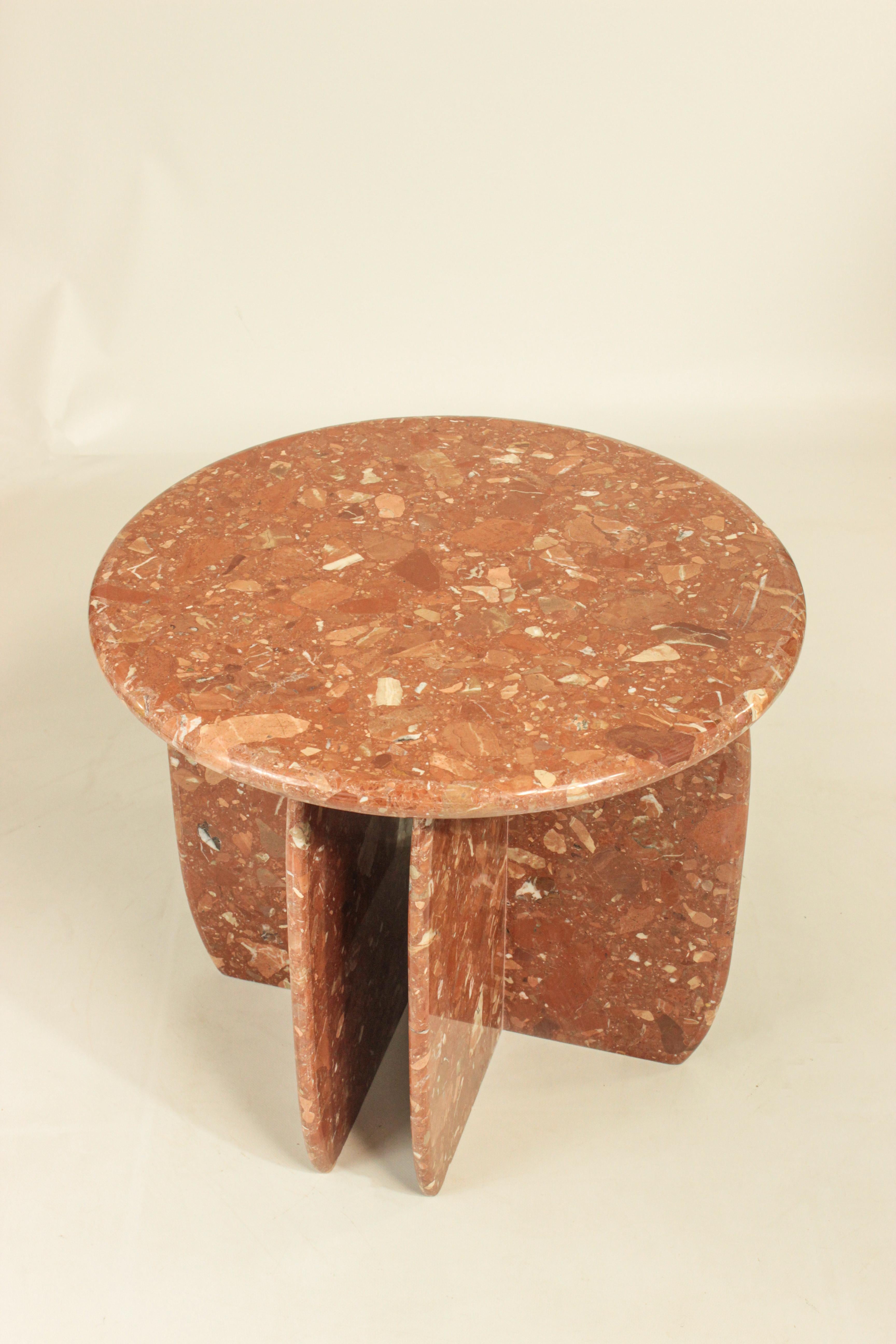 Mesa Auxiliar Moderna Ecológica Catus en Terrazo Encarnado Posmoderno en venta