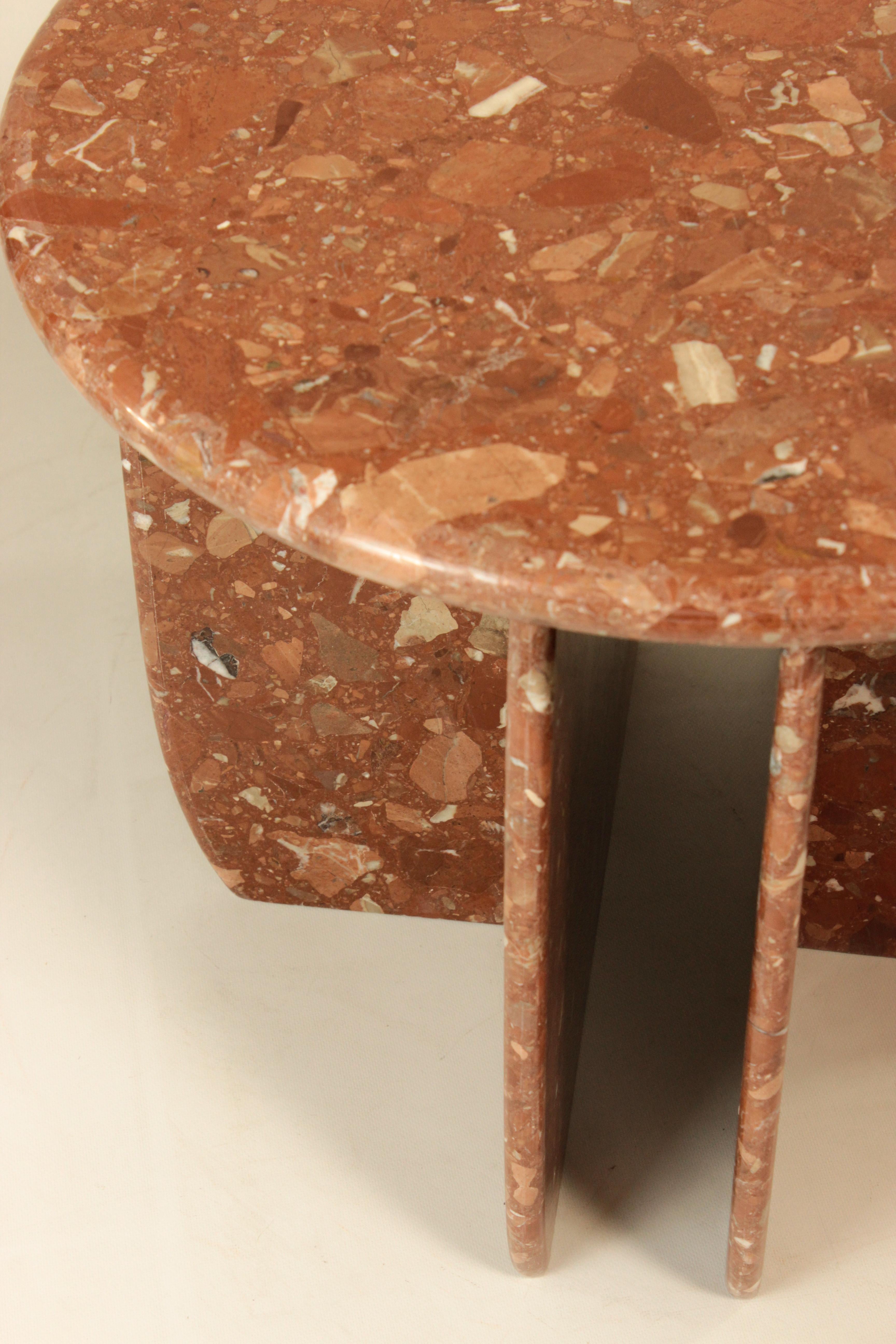 Mesa Auxiliar Moderna Ecológica Catus en Terrazo Encarnado en venta 1