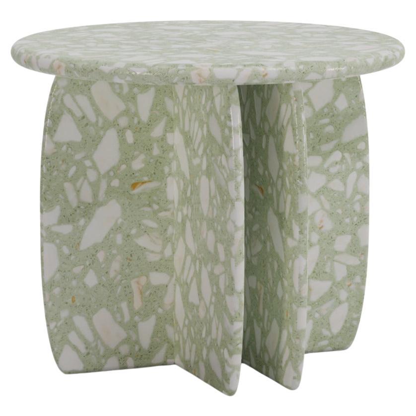 Organic Modern Beistelltisch Catus aus Terrazzo Sage Marmor
