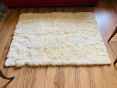 Organic Modern Soft Lambskin Fur Throw Rug
