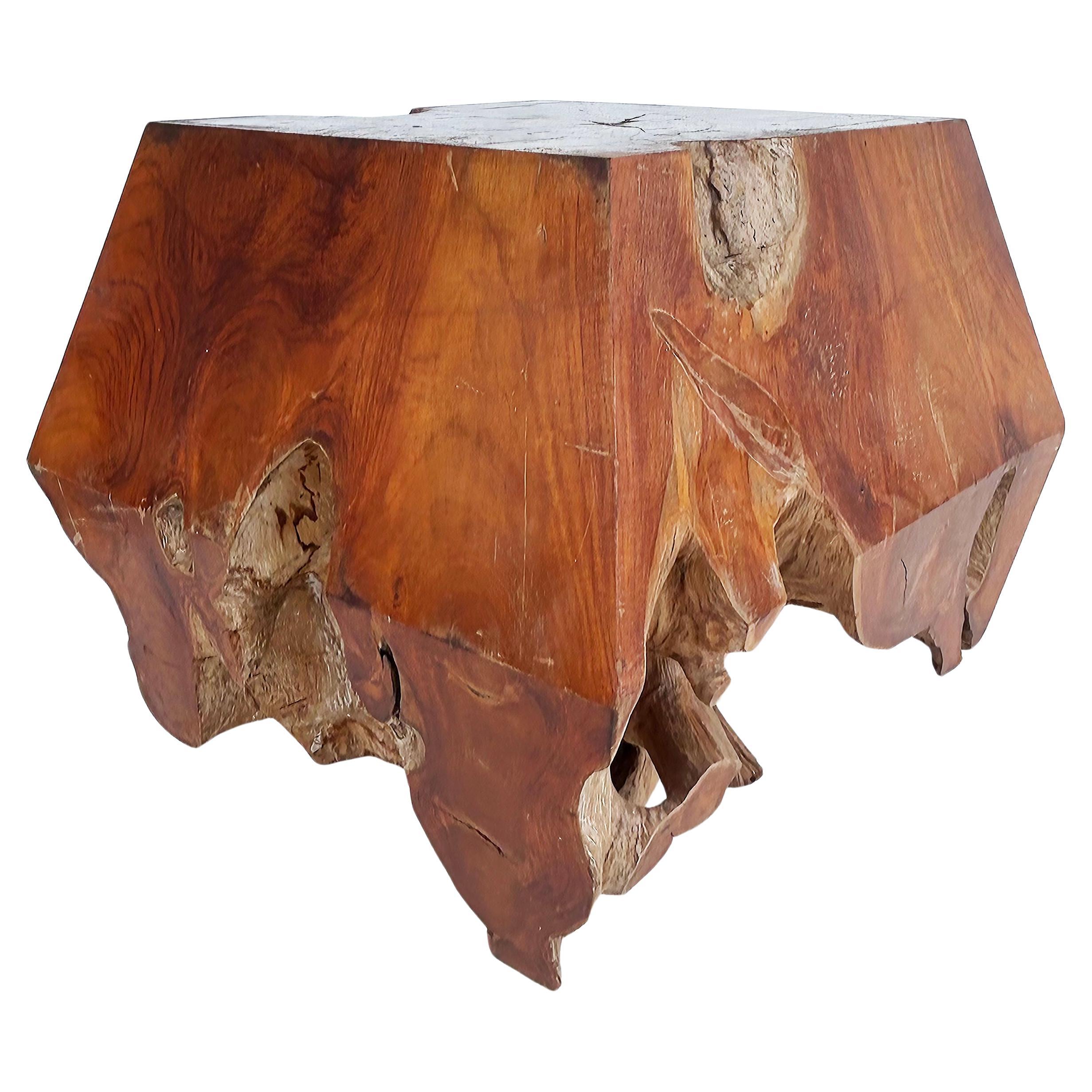 Mesa auxiliar de bebidas Organic Modern Studio de teca, envejecida