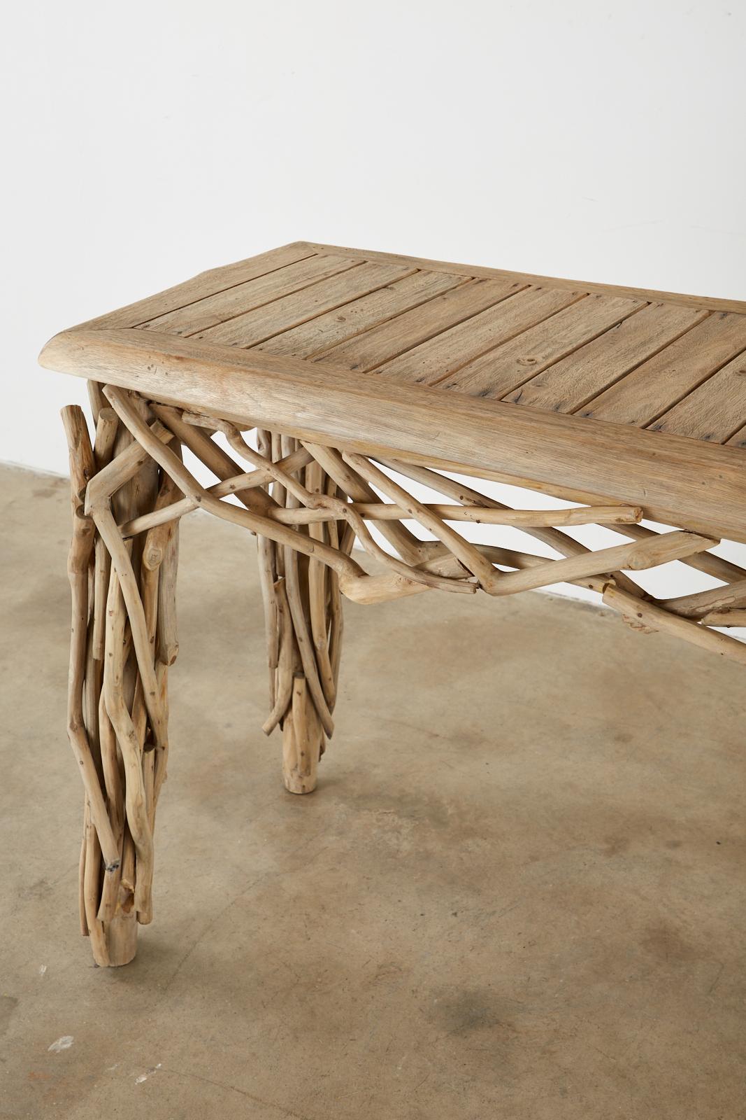 Organic Modern Teak Driftwood Console Sofa Tisch (20. Jahrhundert) im Angebot