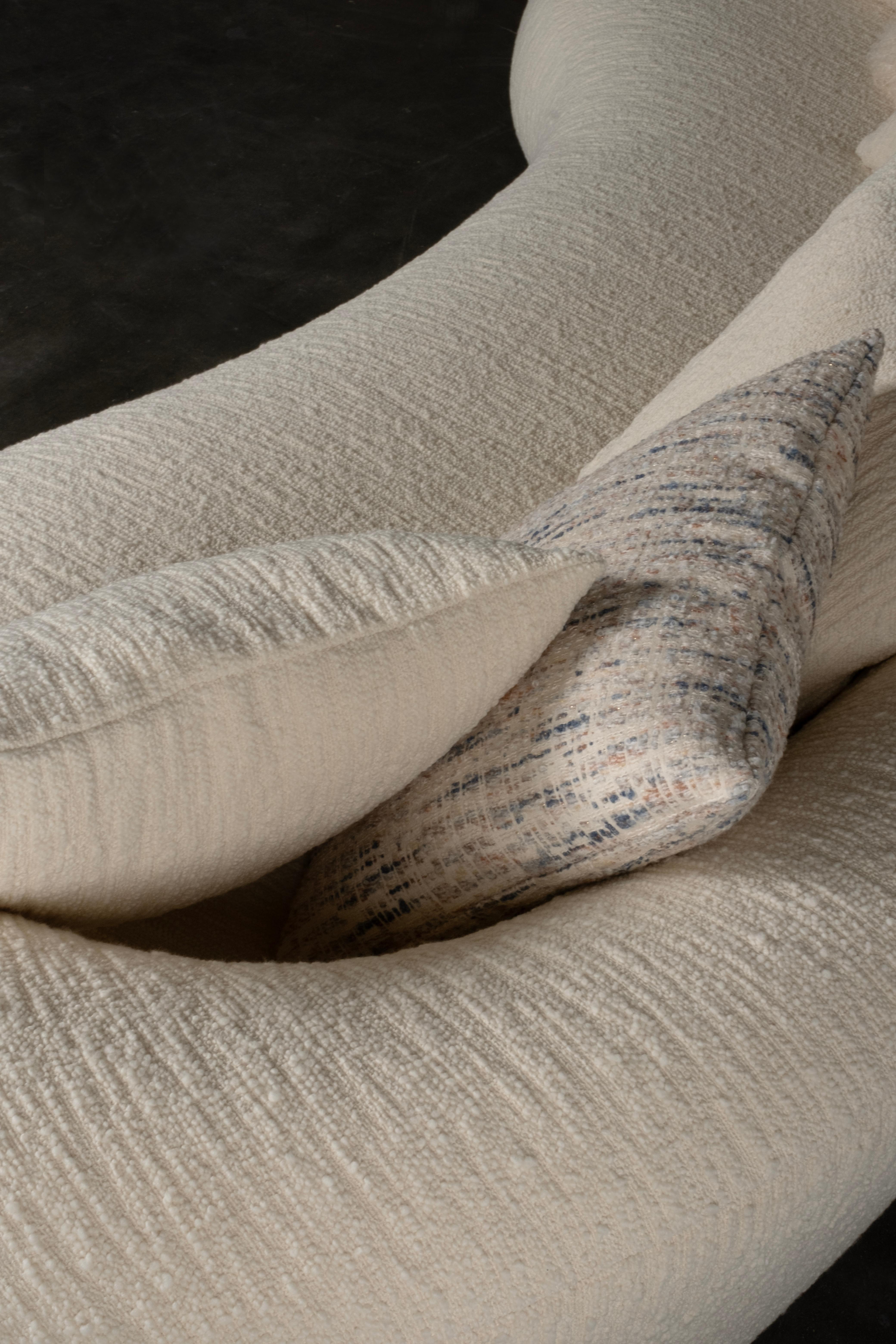 The Moderns Twins Curved Couch, Beige Bouclé, Handmade in Portugal by Greenapple Neuf - En vente à Lisboa, PT