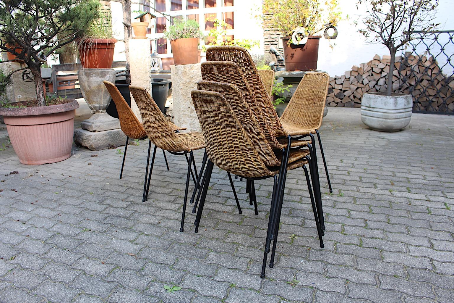 Organic Modern Vintage Eight Rattan Metal Dining Chairs Gian Franco Legler 1950s For Sale 15