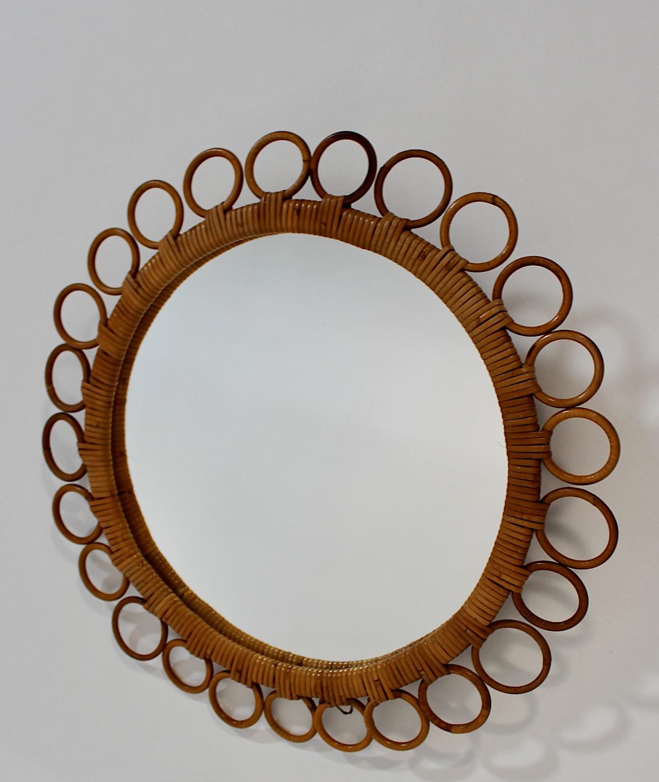 Organic Modern Vintage Rattan Circular Loops Wall Mirror 1950s Italy In Good Condition For Sale In Vienna, AT