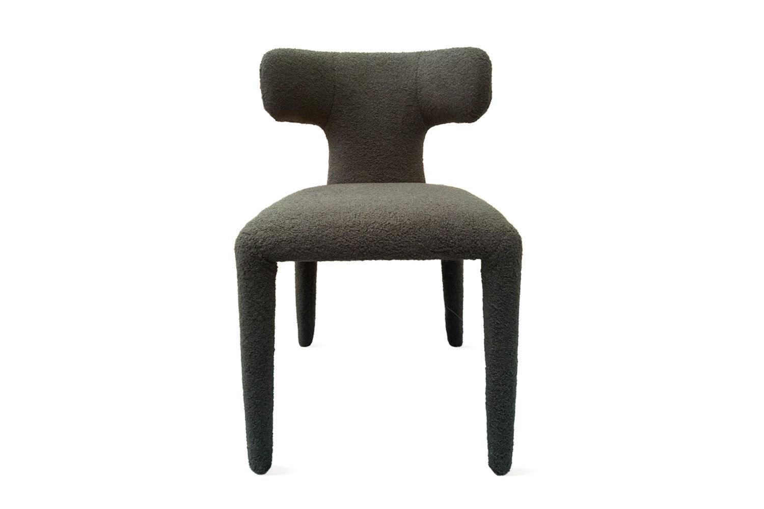Organic Modern White Bouclé Dining Chair Instinto In New Condition For Sale In Almería, ES