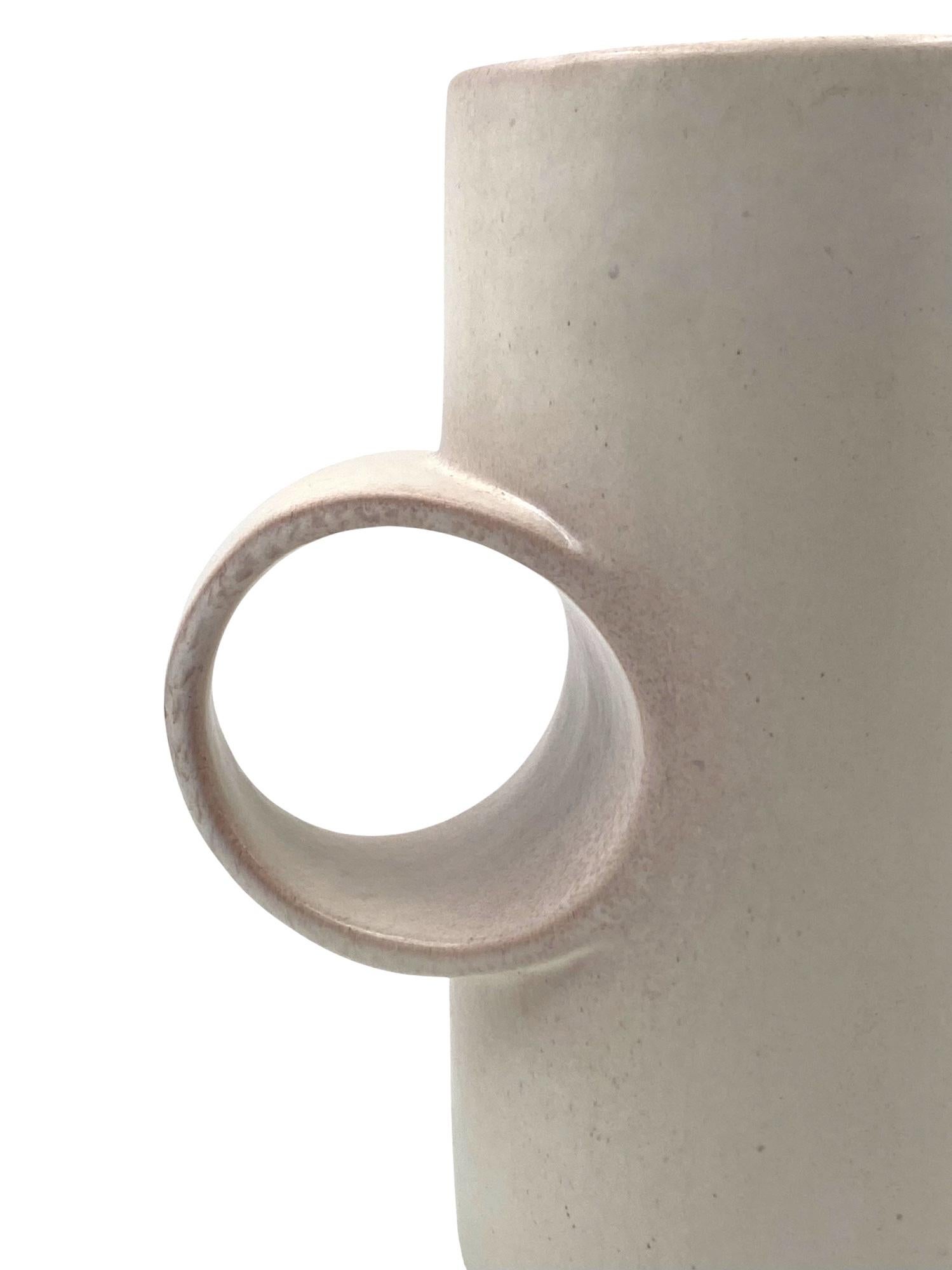Organic modern white ceramic vase / jug, La Sfera Italy 1980s For Sale 4