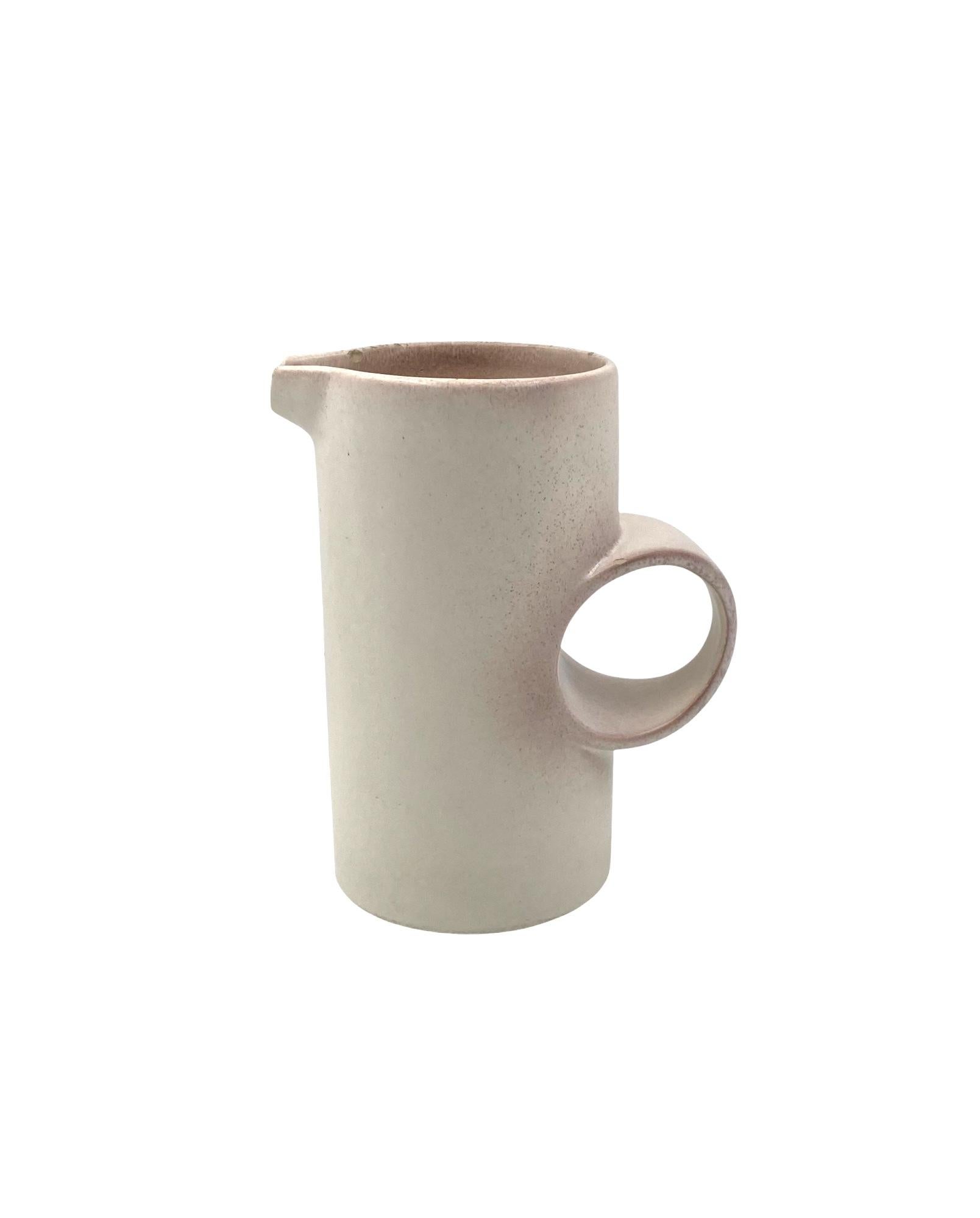 Late 20th Century Organic modern white ceramic vase / jug, La Sfera Italy 1980s For Sale