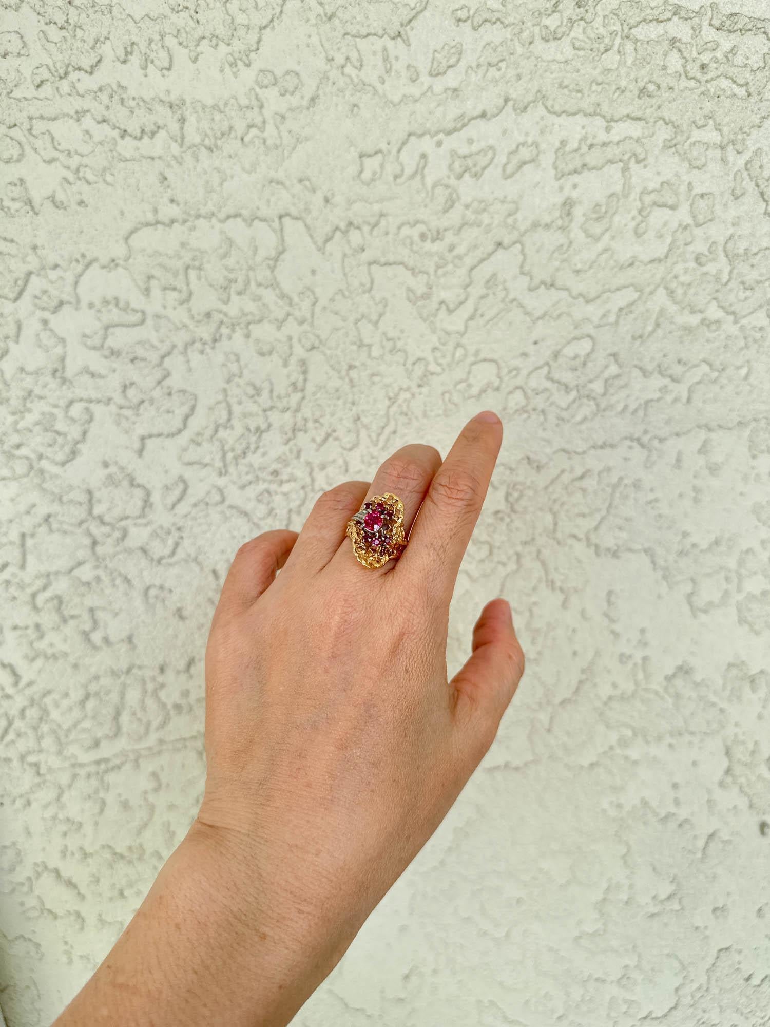 Anello organico in stile modernista con grappoli di tormalina in oro 18 carati V1106 in vendita 3