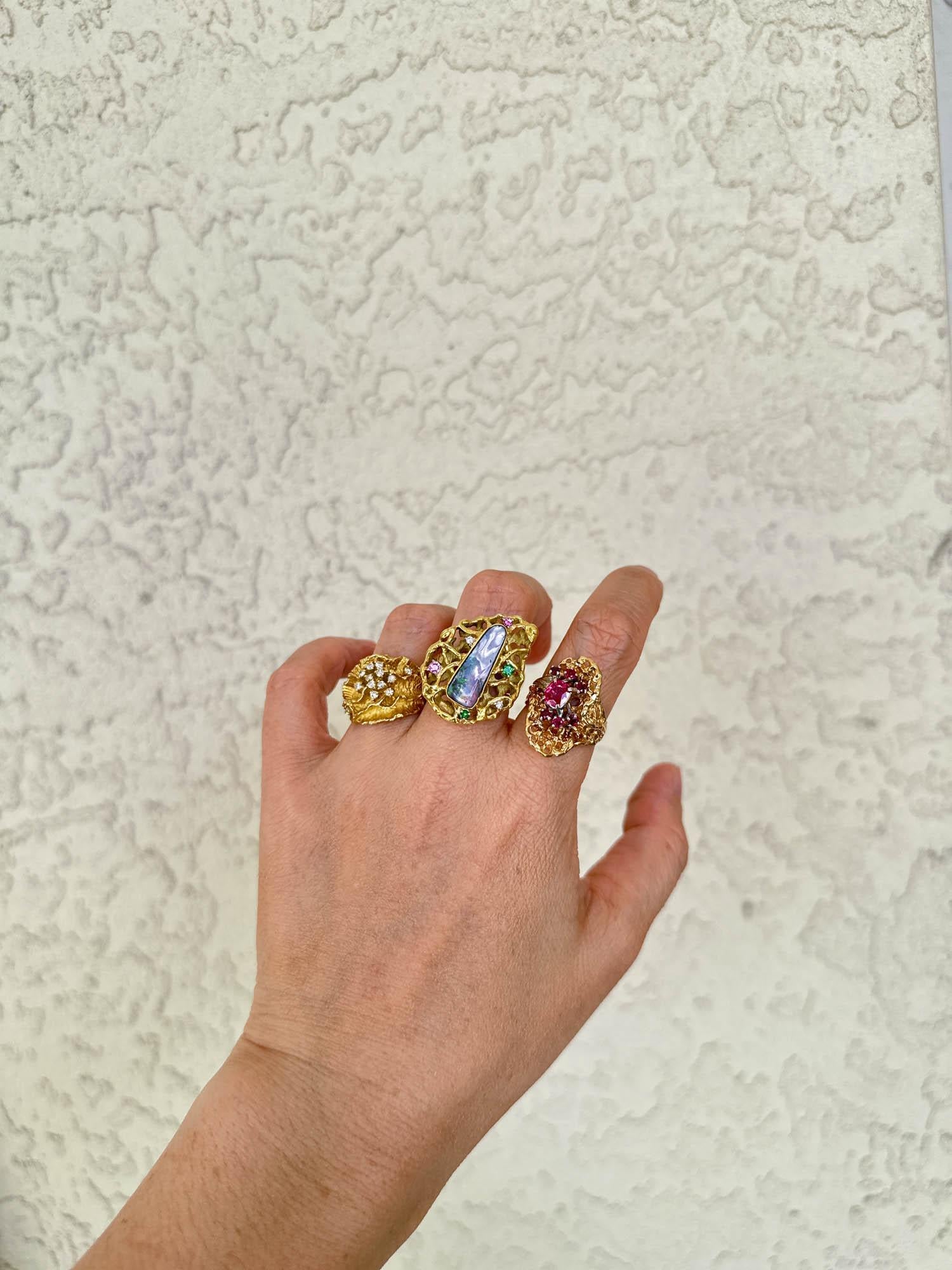 Anello organico in stile modernista con grappoli di tormalina in oro 18 carati V1106 in vendita 4