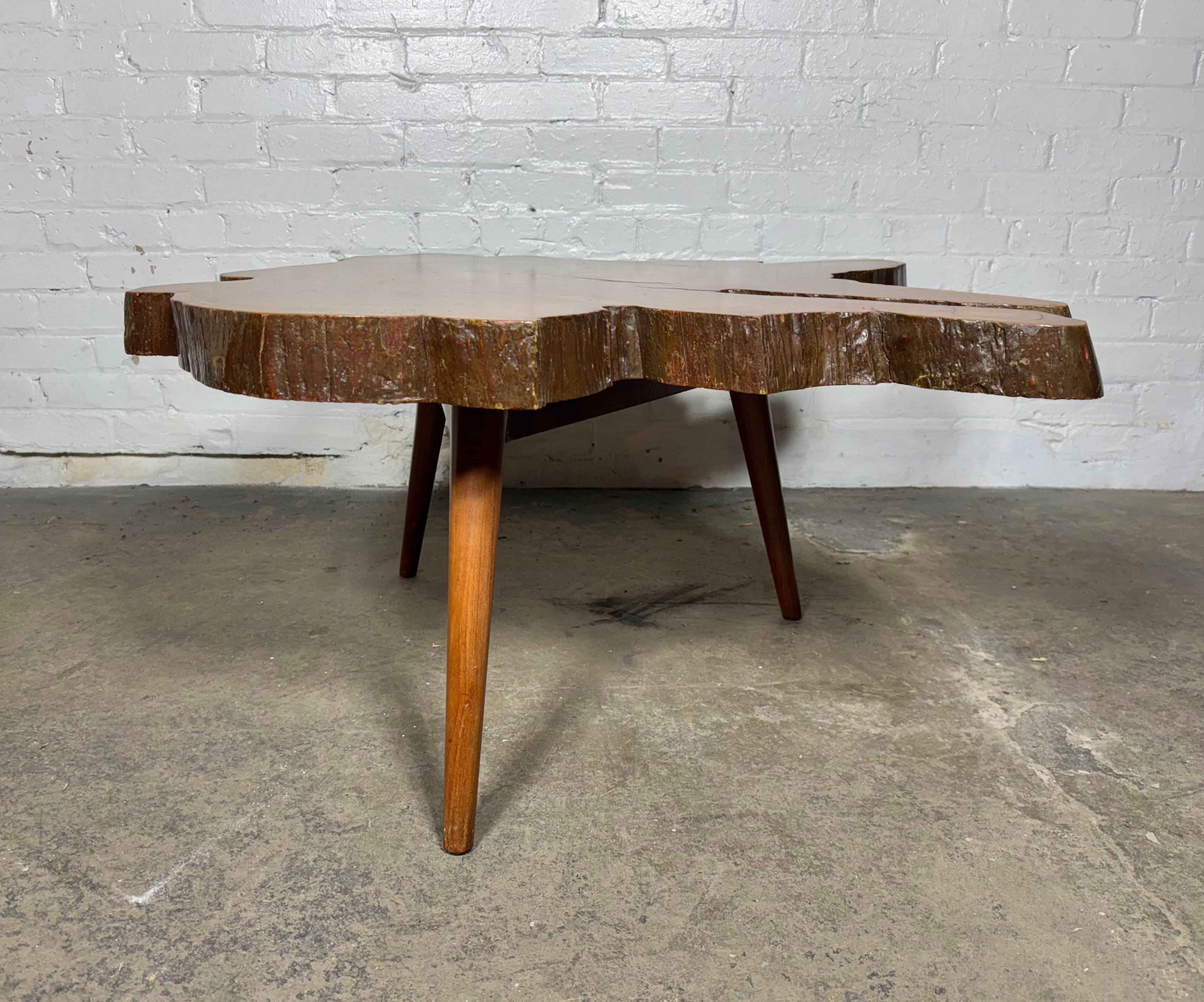 Mid-20th Century Organic Modernist Tree Trunk Side Coffee Table, style Aubock 1950s