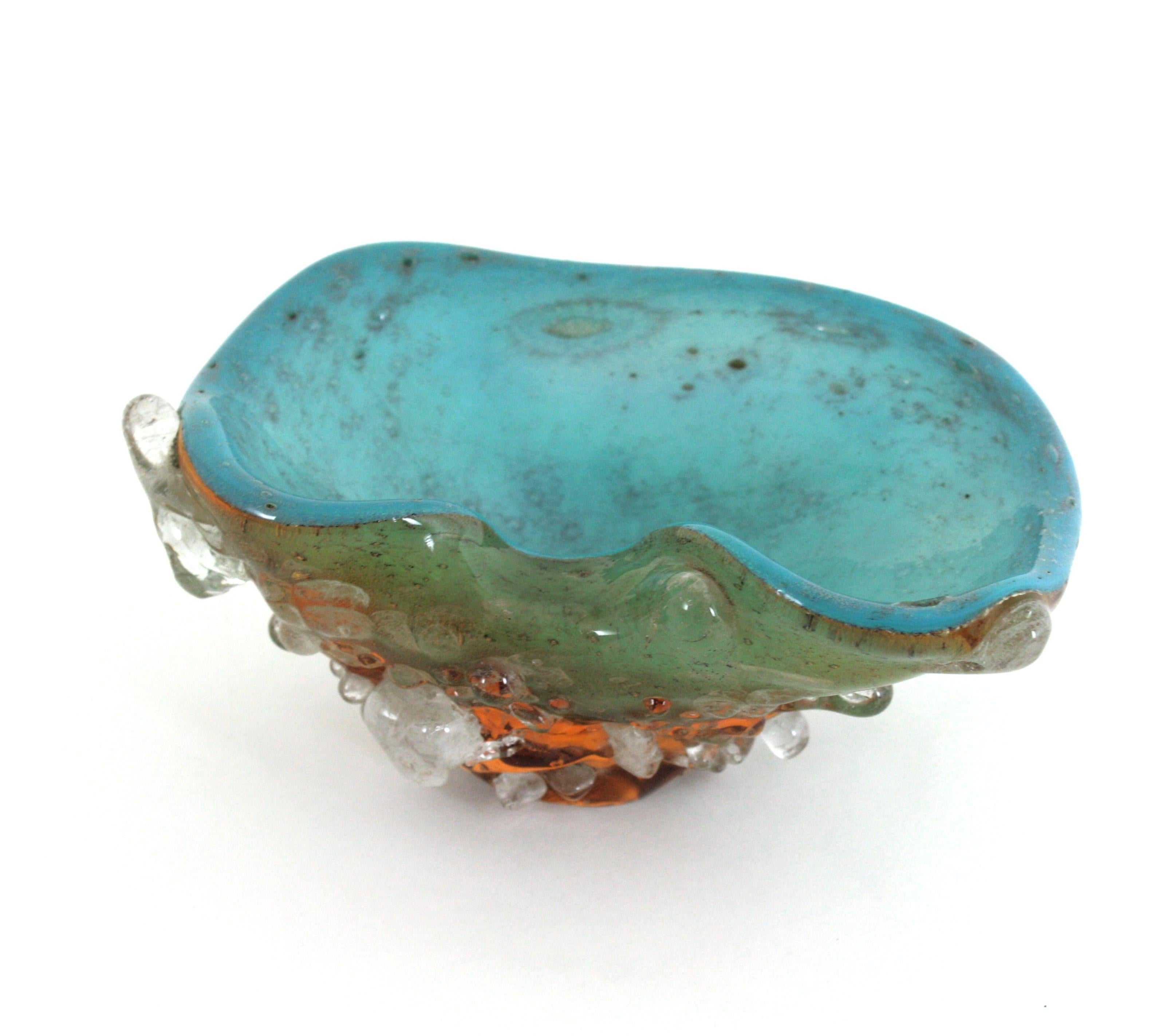 Cuenco orgánico de Murano en vidrio azul turquesa y ámbar con gotas de vidrio aplicadas, años 50 en venta 3