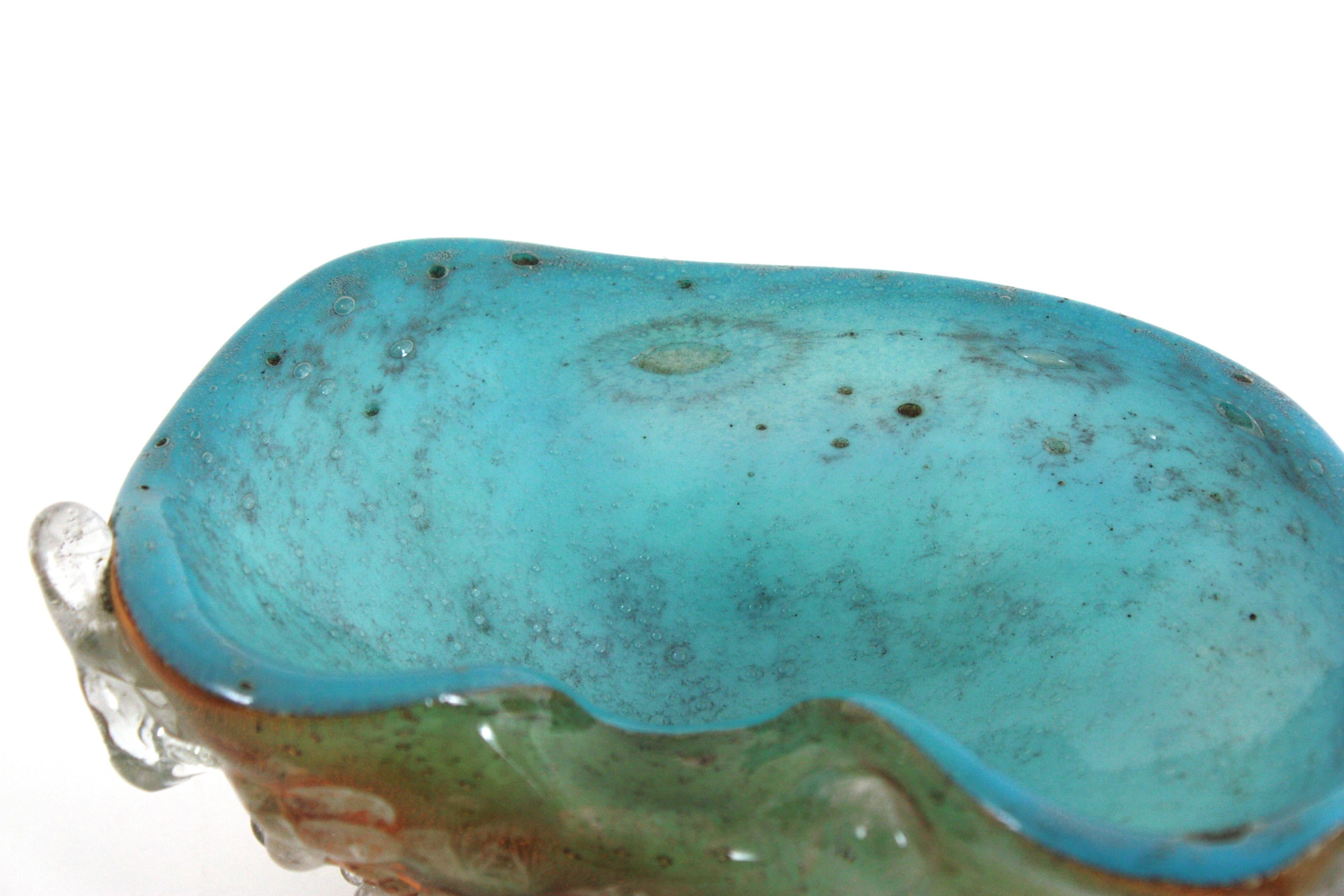 Cuenco orgánico de Murano en vidrio azul turquesa y ámbar con gotas de vidrio aplicadas, años 50 en venta 4