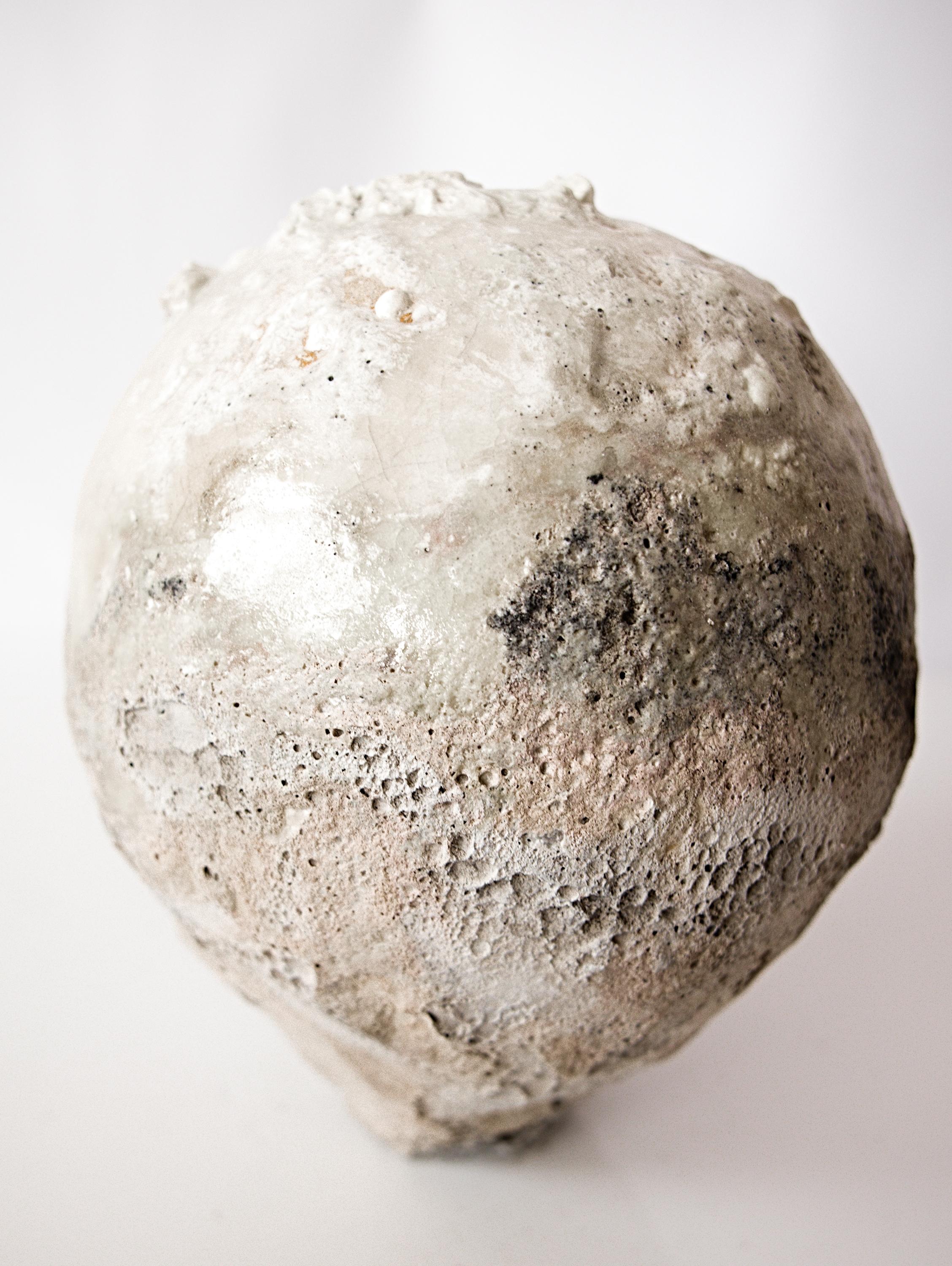 Organic Natural Moon Vessel III For Sale 8