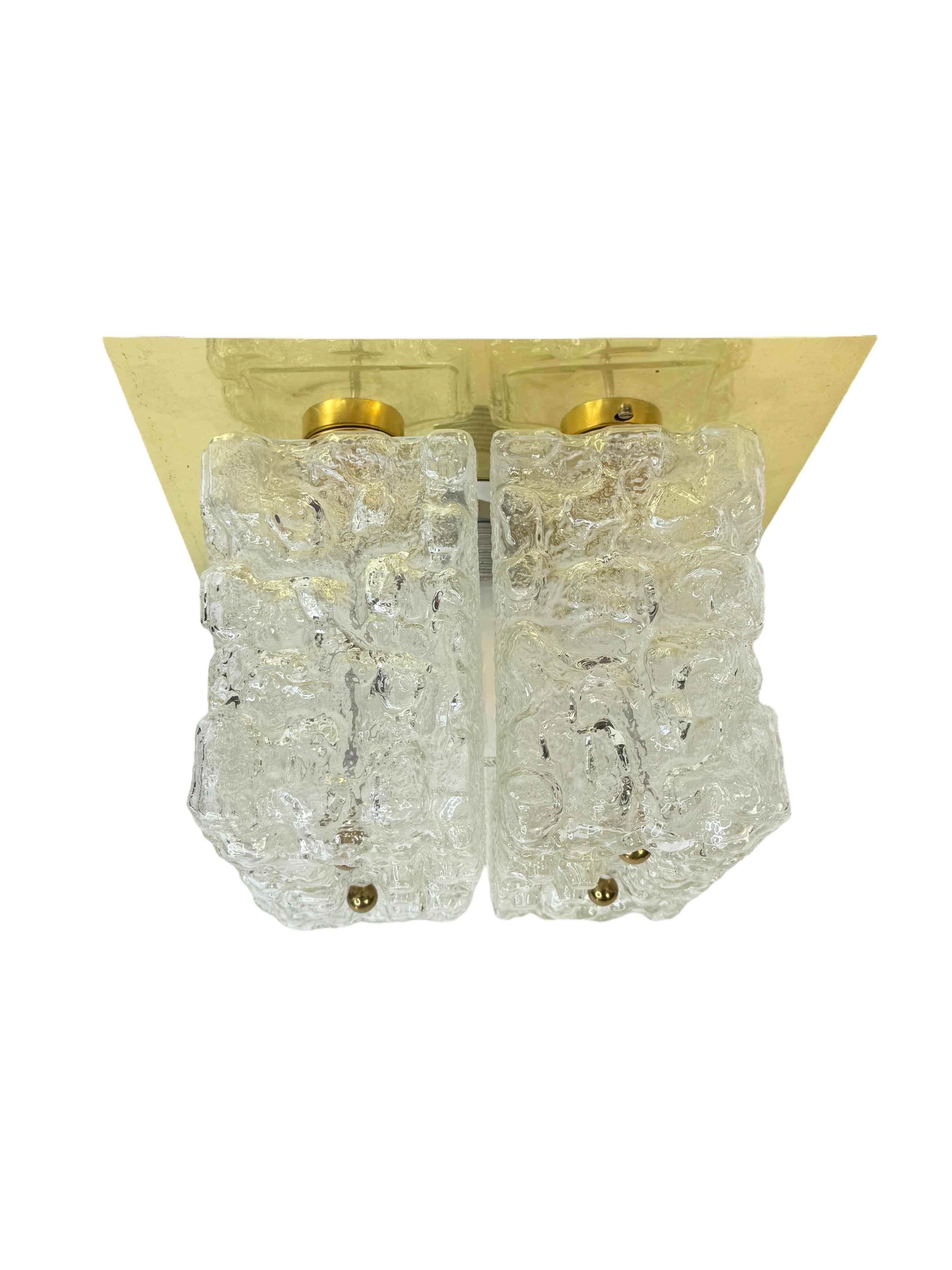 Plafón empotrable Limburg de latón y cubo de cristal con motivos orgánicos, años 70 en venta 11