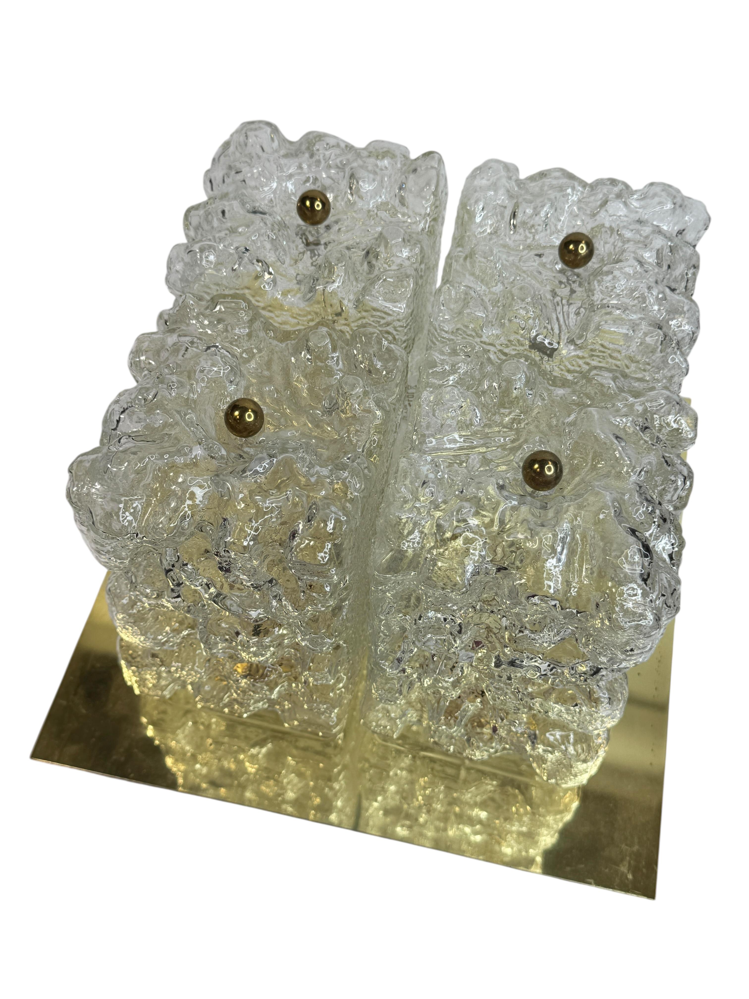 Plafón empotrable Limburg de latón y cubo de cristal con motivos orgánicos, años 70 Moderno de mediados de siglo en venta