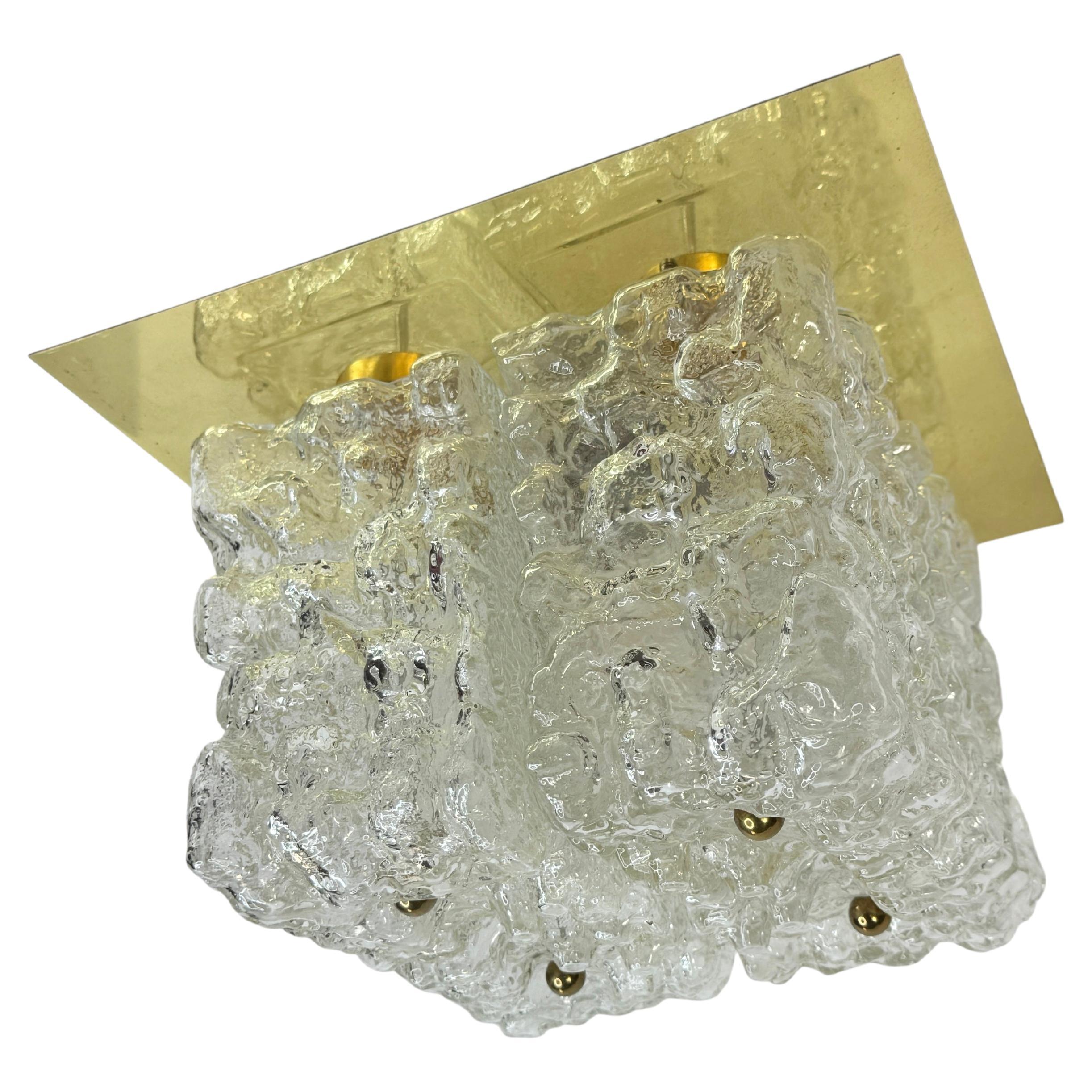 Plafón empotrable Limburg de latón y cubo de cristal con motivos orgánicos, años 70 en venta