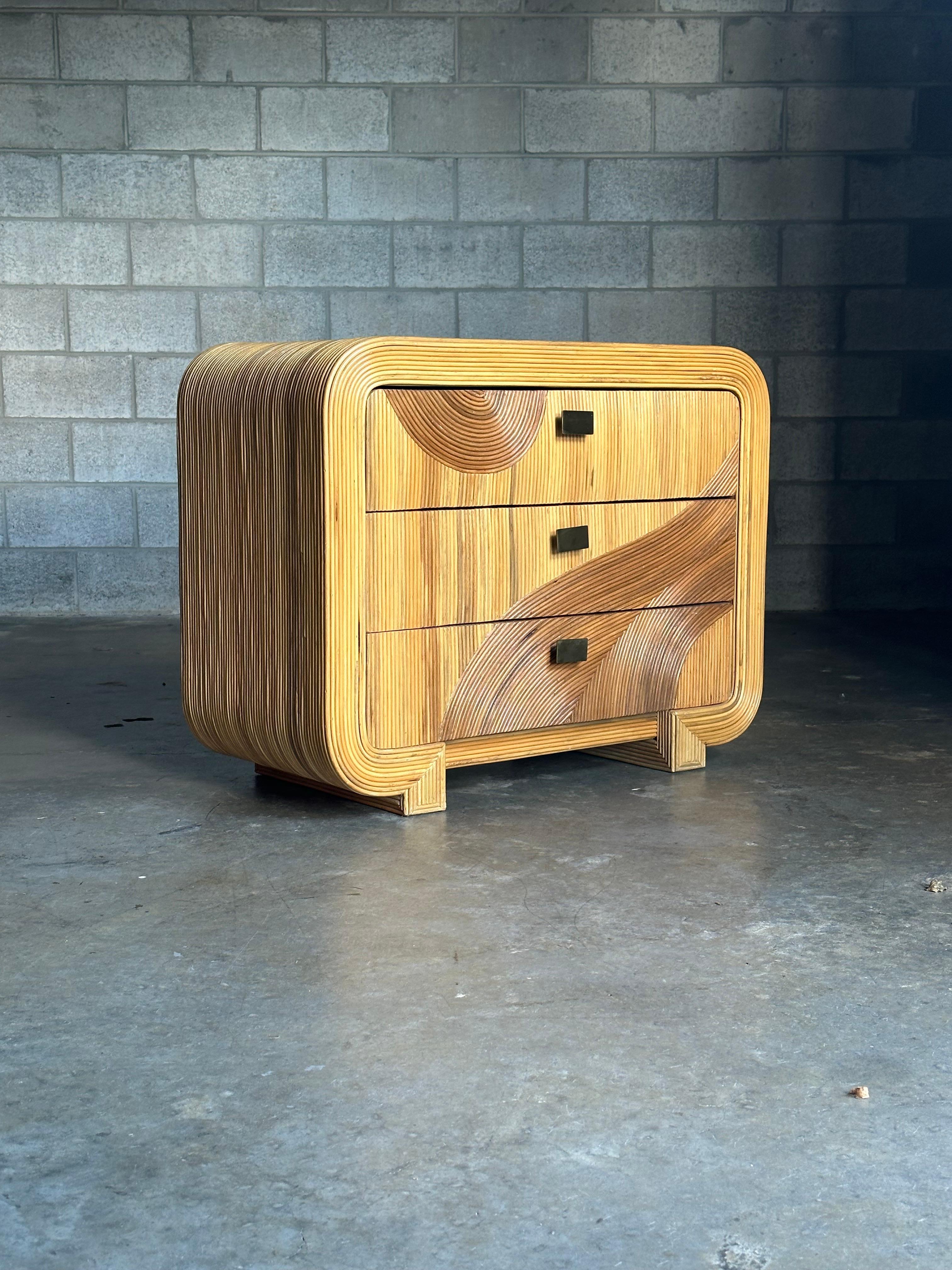 Bohème Organic Pencil Reed Bamboo Chest After Betty Cobonpue en vente