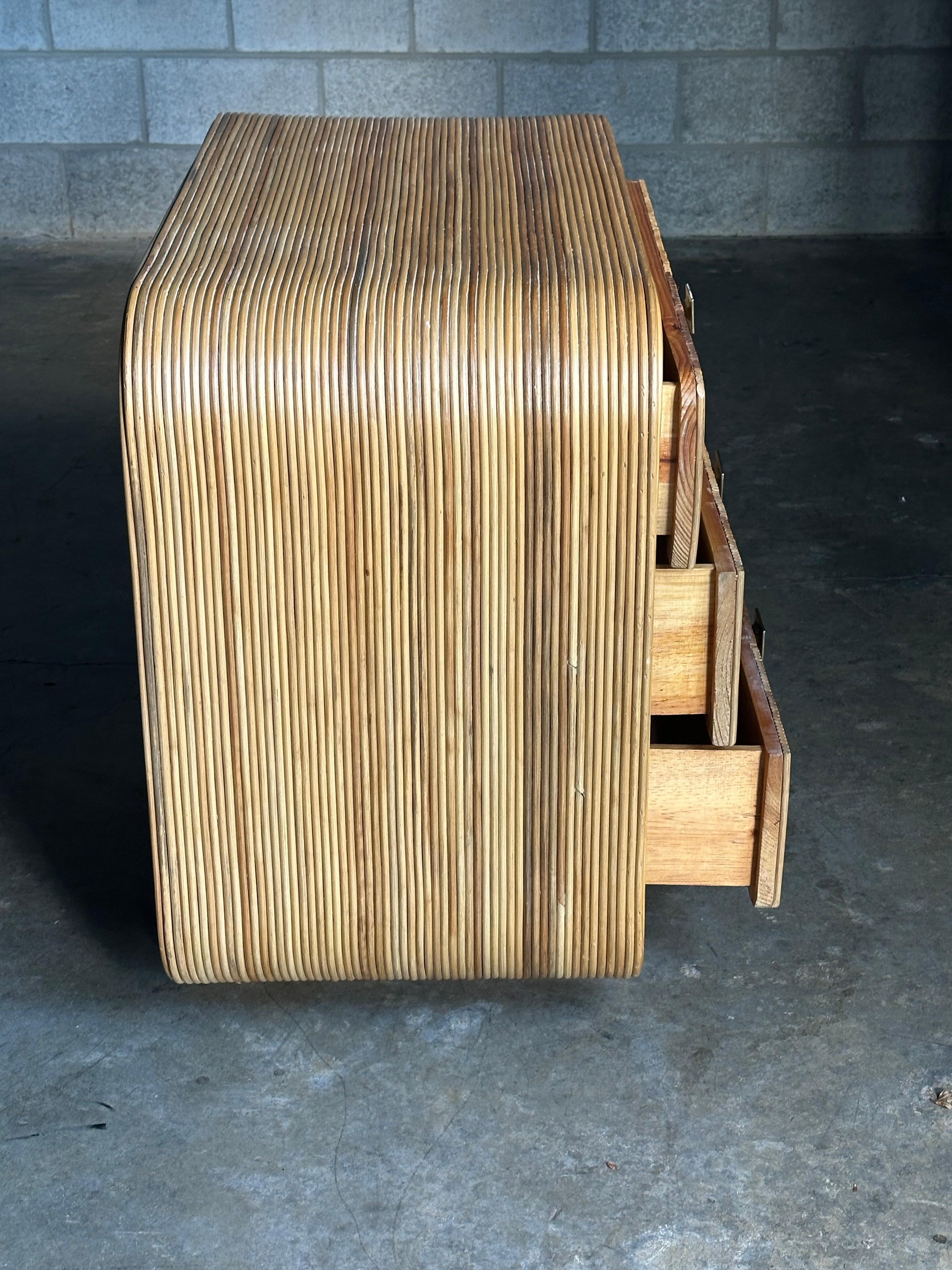 Roseau Organic Pencil Reed Bamboo Chest After Betty Cobonpue en vente