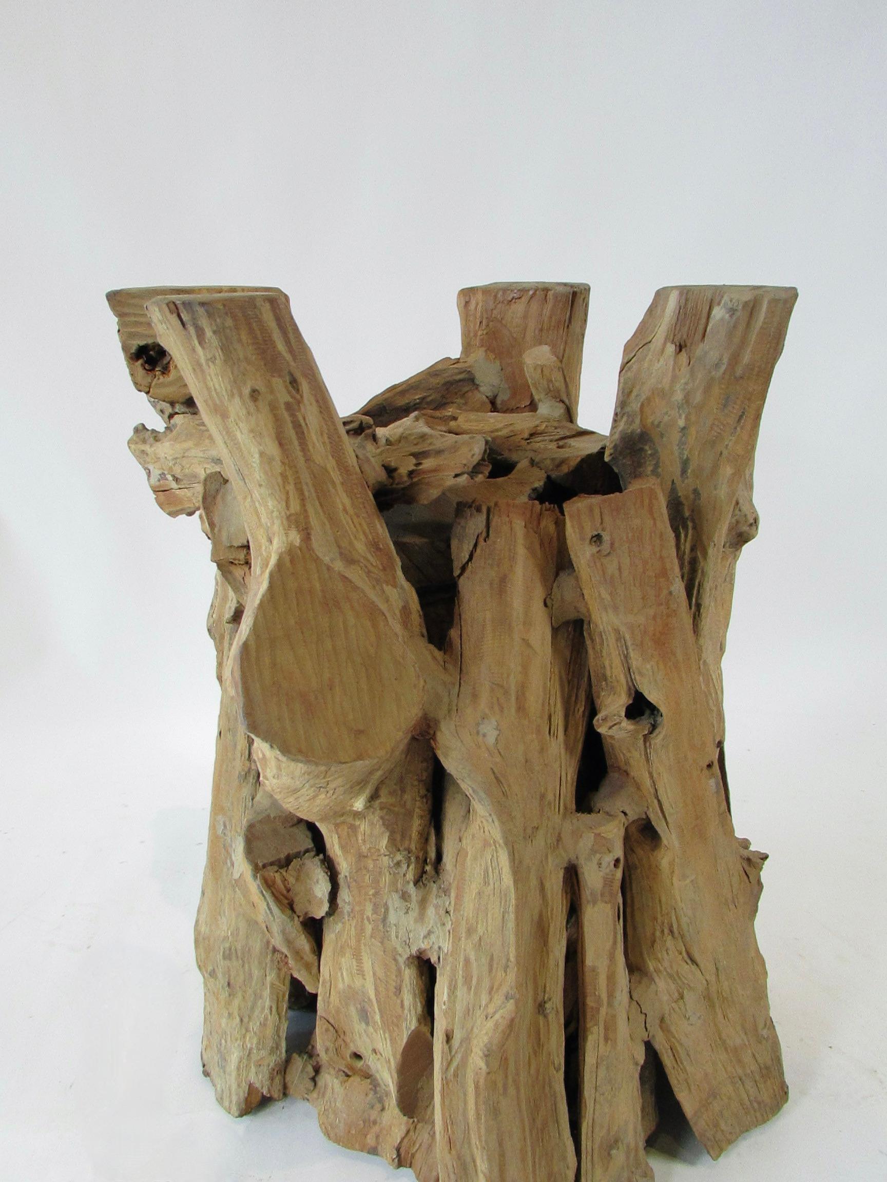 Raíz cruda ecológica y madera de deriva  mesa auxiliar escultura en venta 4