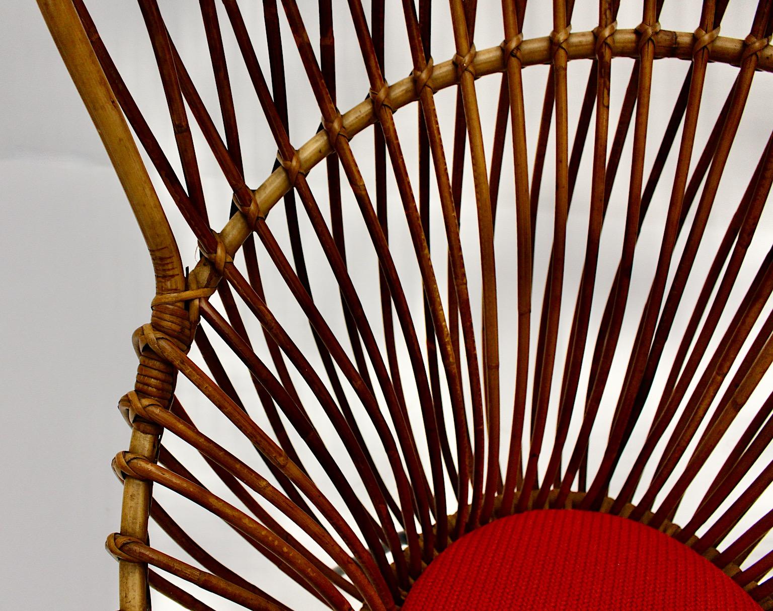 Organic Riviera Style Vintage Rattan Lounge Chair Franco Albini 1950s Italy For Sale 7