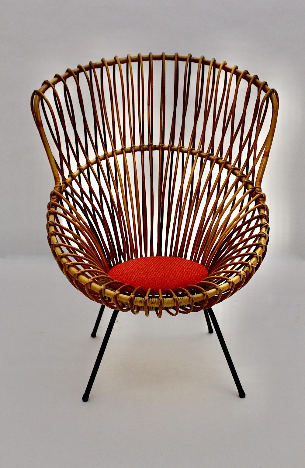 Mid-Century Modern Organic Riviera Style Vintage Rattan Lounge Chair Franco Albini 1950s Italy For Sale