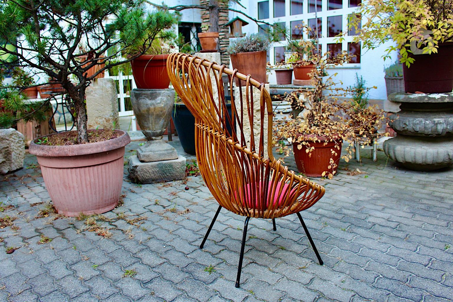 20th Century Organic Riviera Style Vintage Rattan Lounge Chair Franco Albini 1950s Italy For Sale