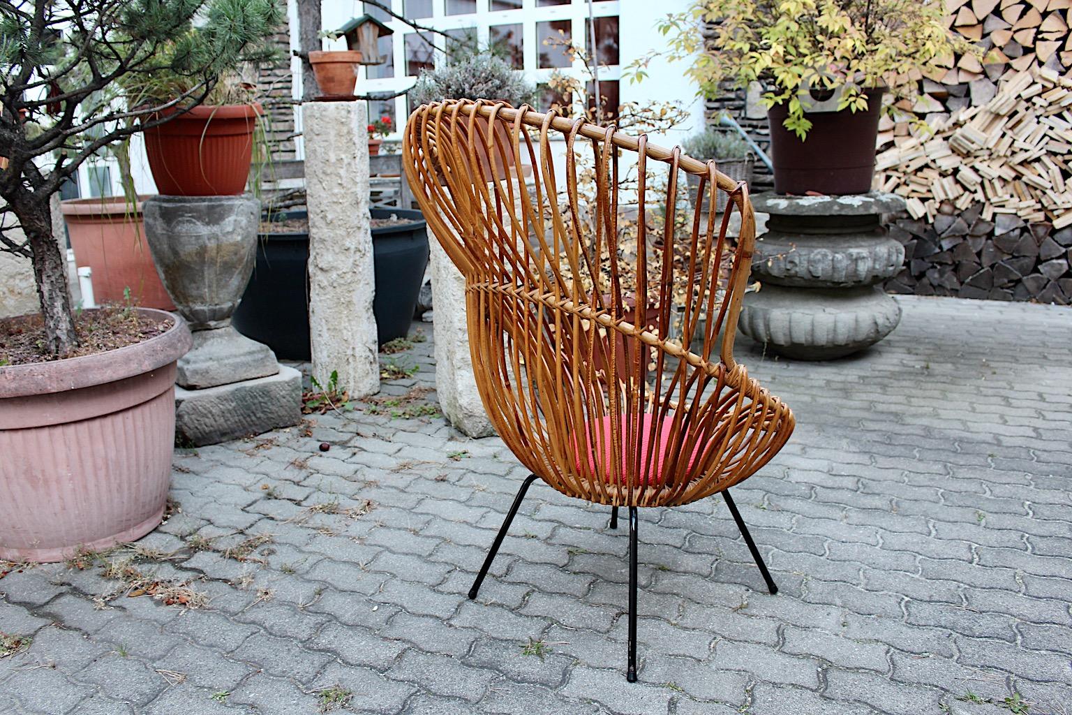 Metal Organic Riviera Style Vintage Rattan Lounge Chair Franco Albini 1950s Italy For Sale