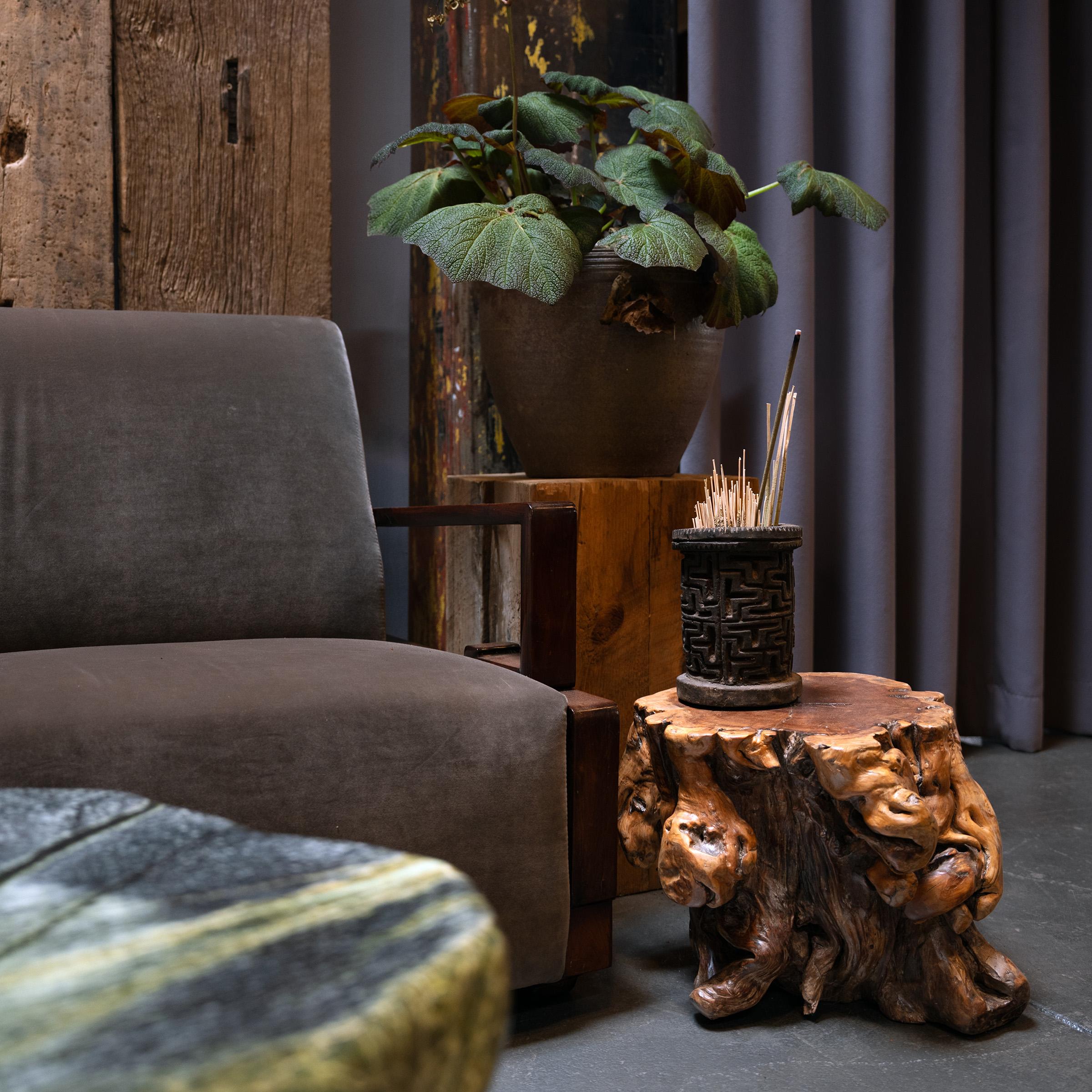 XXIe siècle et contemporain Table d'appoint basse chinoise en bois de rose en vente