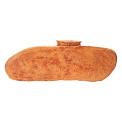 Jarrón grande de cerámica lisa de color naranja brillante y forma orgánica de Willem Van Hooff