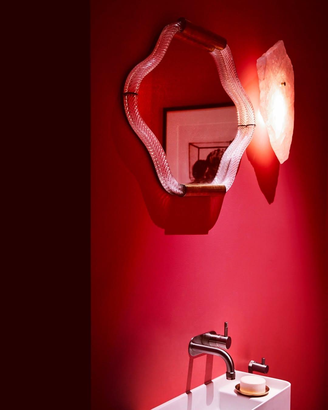 Organic Shape, Slice of Mono Clear Quartz Sconce by Christopher Boots In New Condition For Sale In Geneve, CH