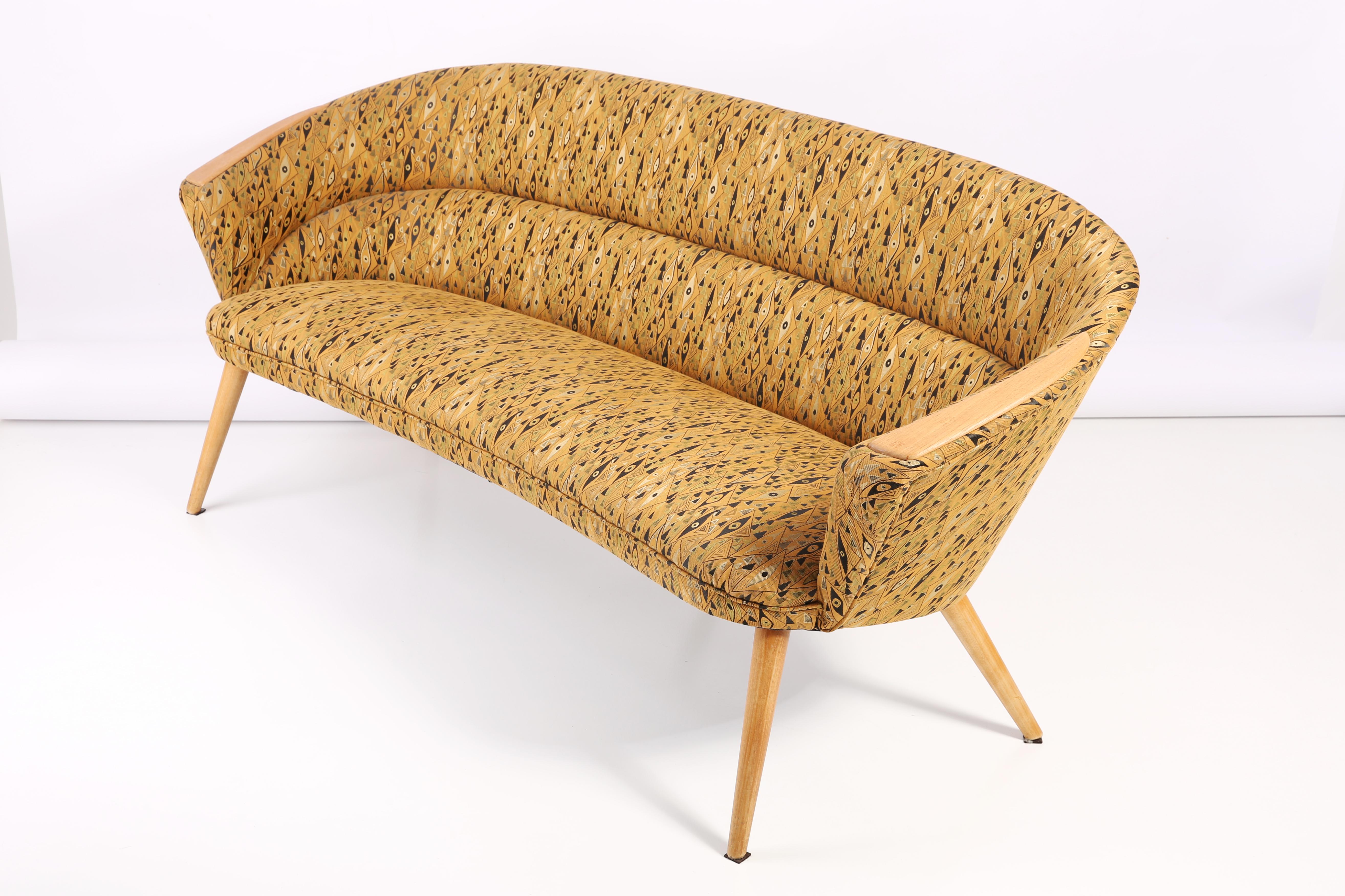 20th Century Organic Shape Yellow Pattern Club Sofa, Hollywood Regency, Germany, 1960s For Sale