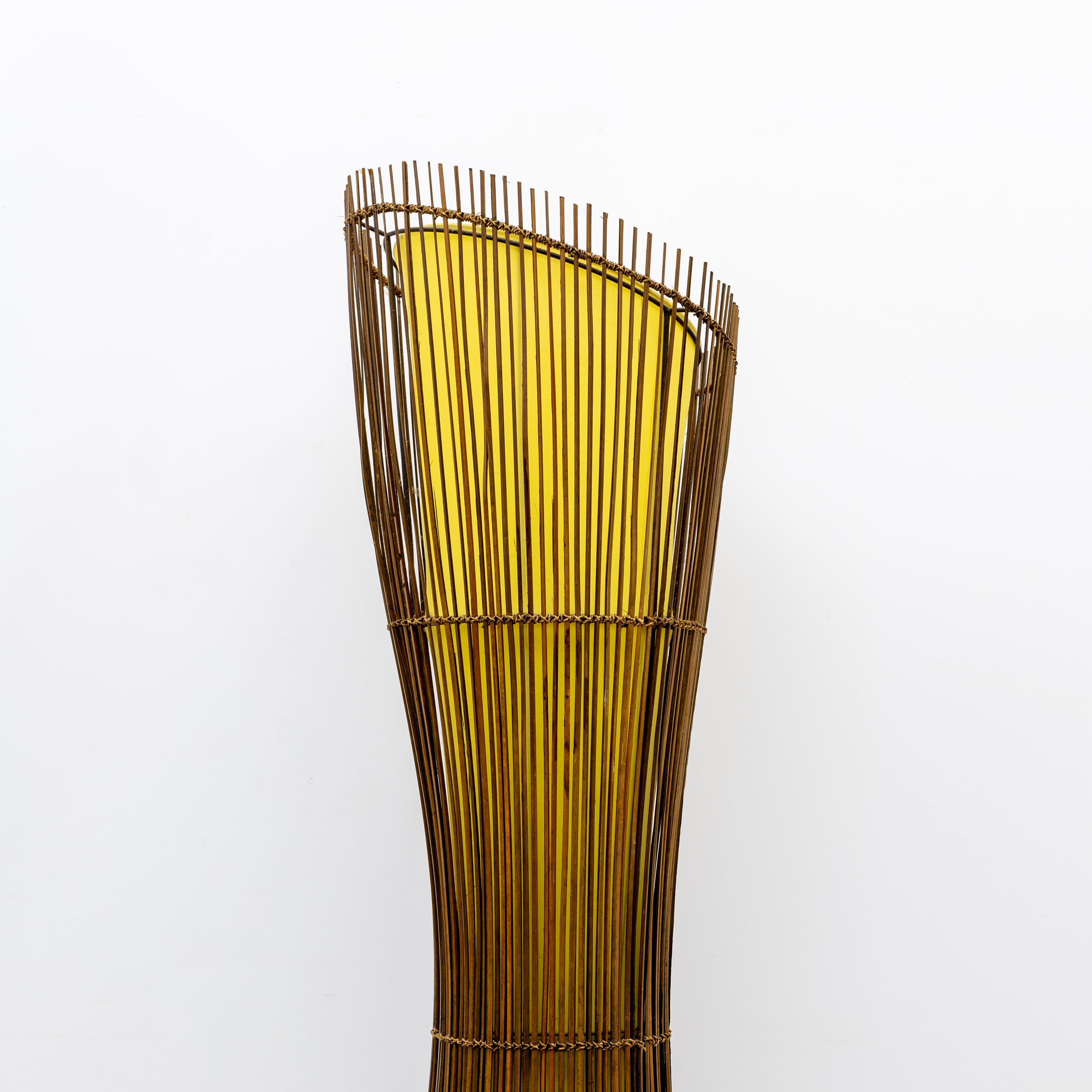 Organic Shaped Bamboo Floor Lamp 