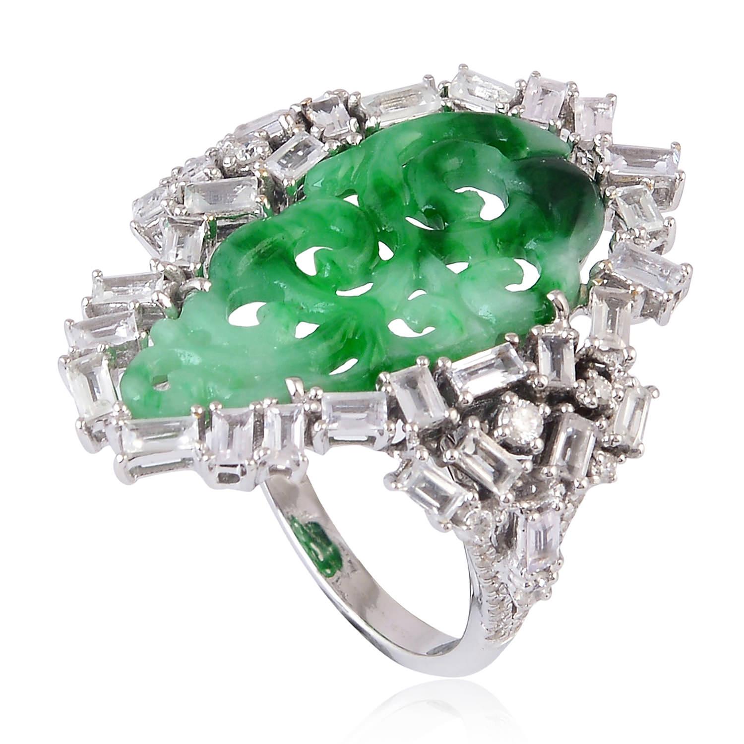 Art Deco Organic Shaped Carved Jade Cocktail Ring With White Sapphire For Sale