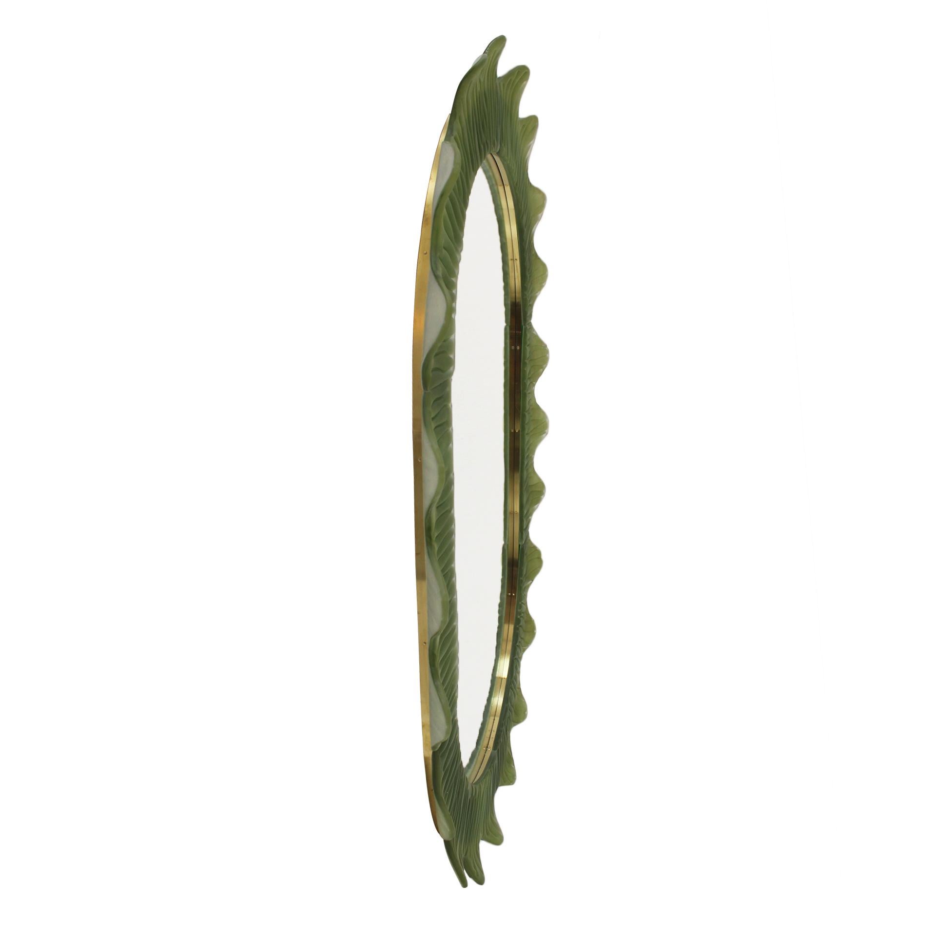 Mid-Century Modern Organic-Shaped Green Italian Mirror Made of Murano Glass and Brass For Sale