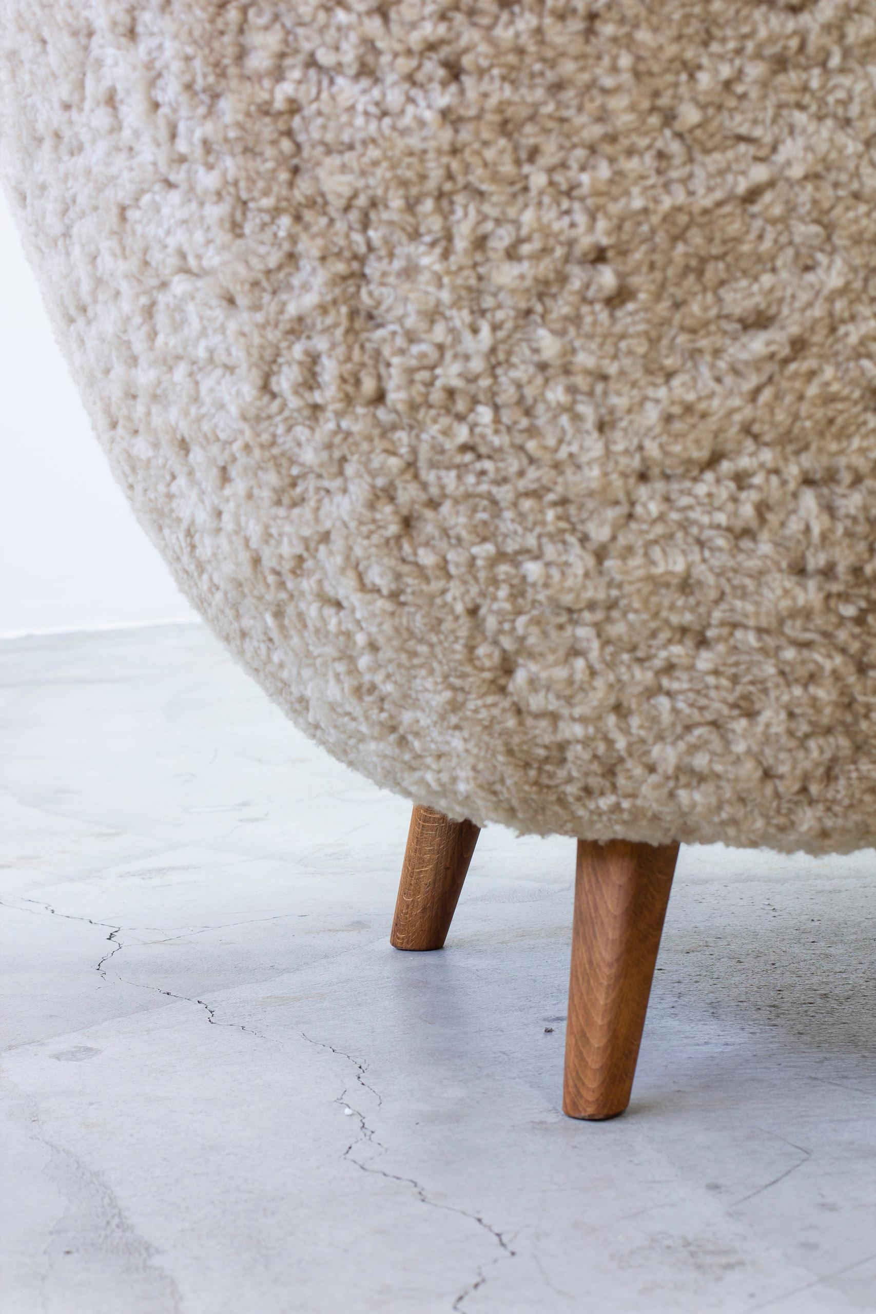 Organic sheepskin lounge chair in the style of Finn Juhl 7